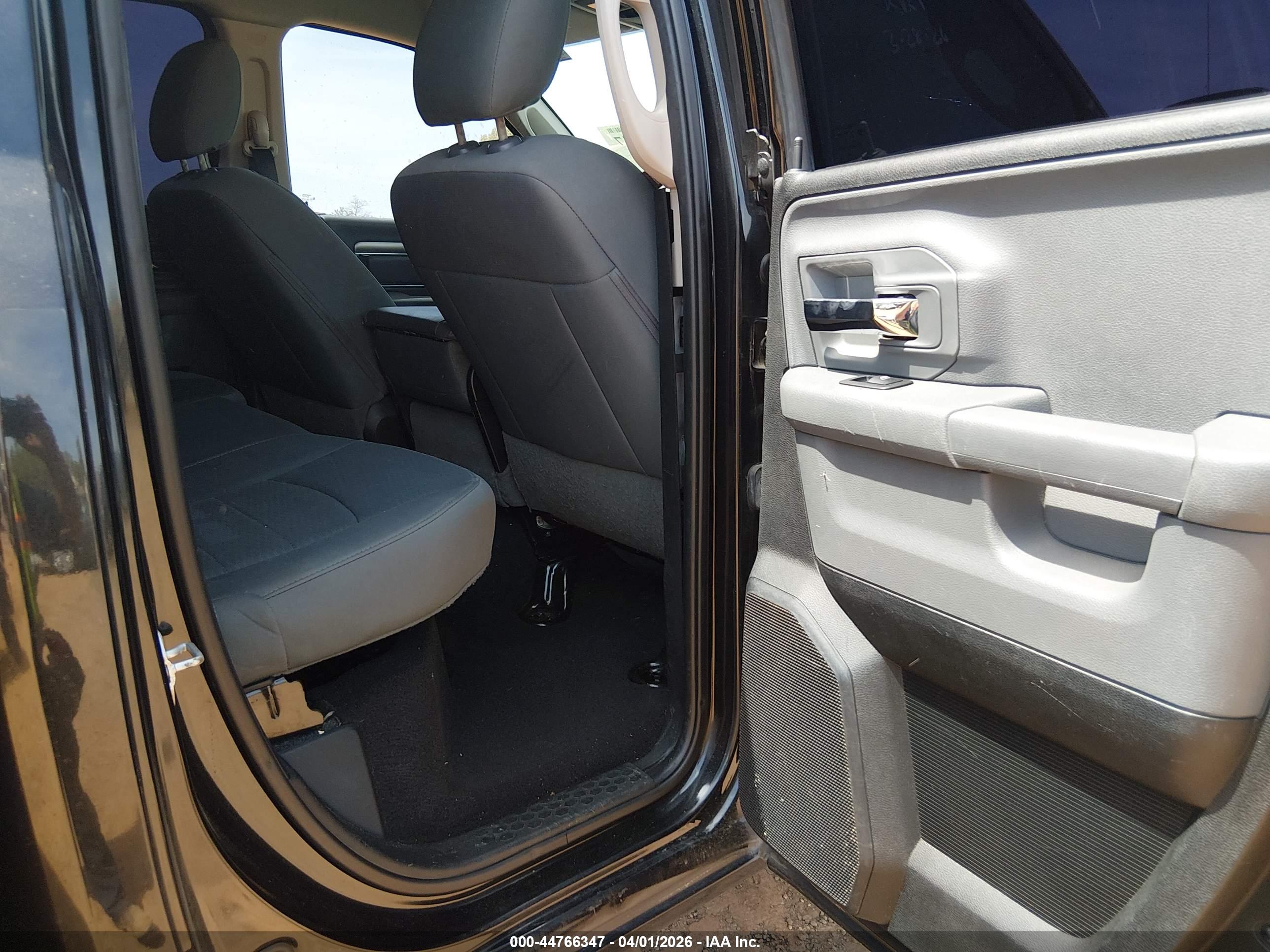 RAM 1500 image 8
