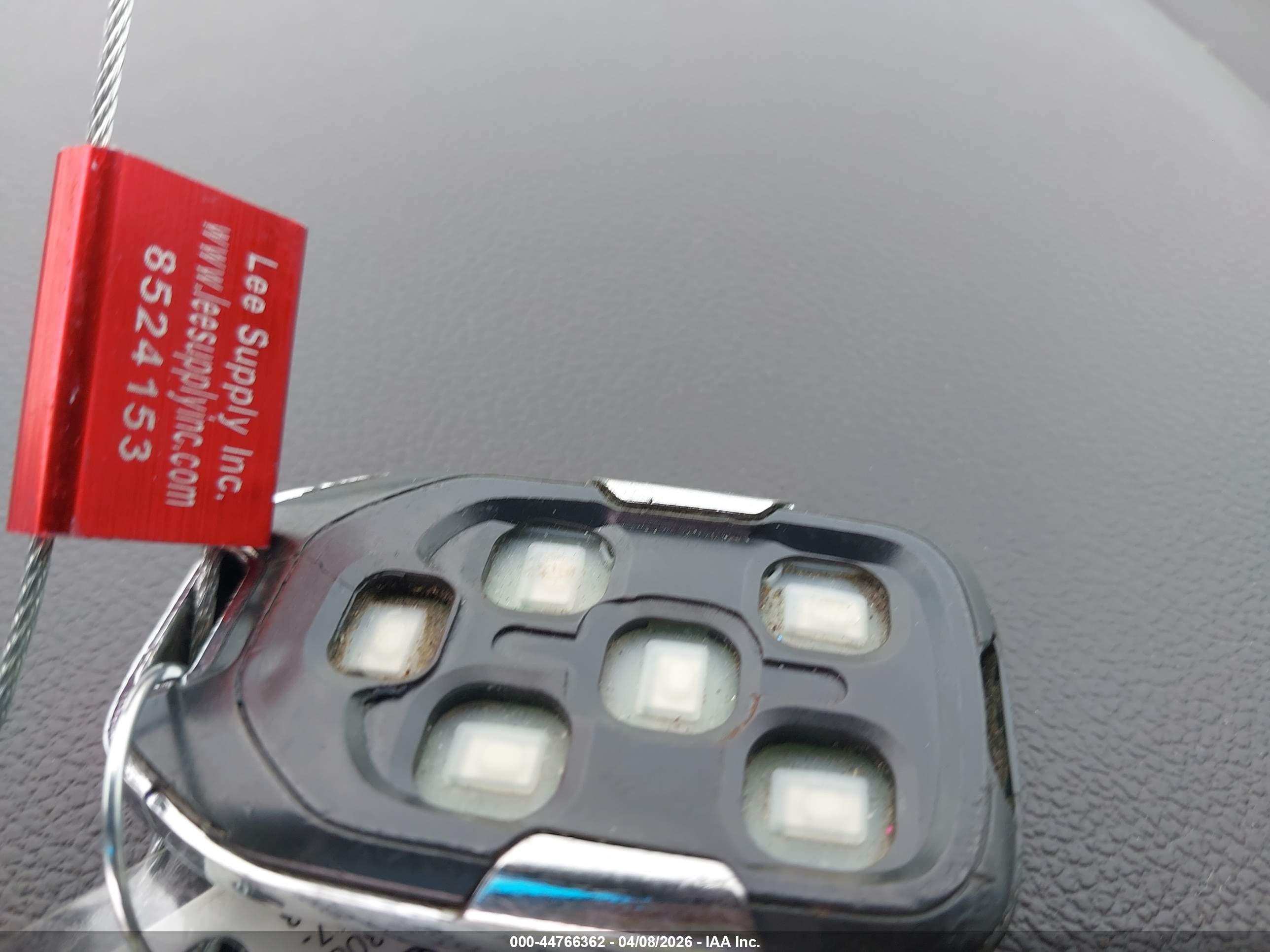 GMC YUKON image 11