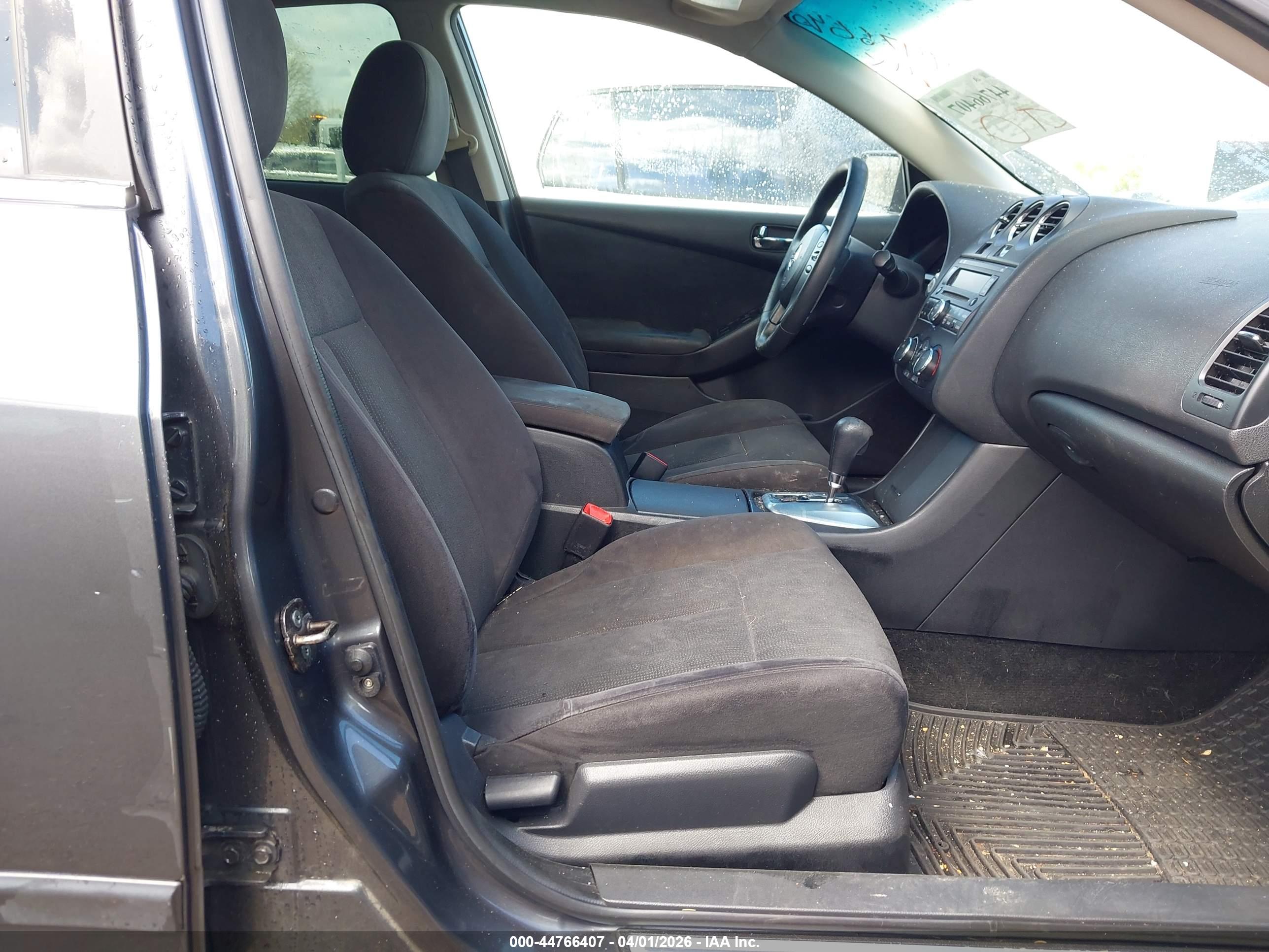 NISSAN ALTIMA image 5