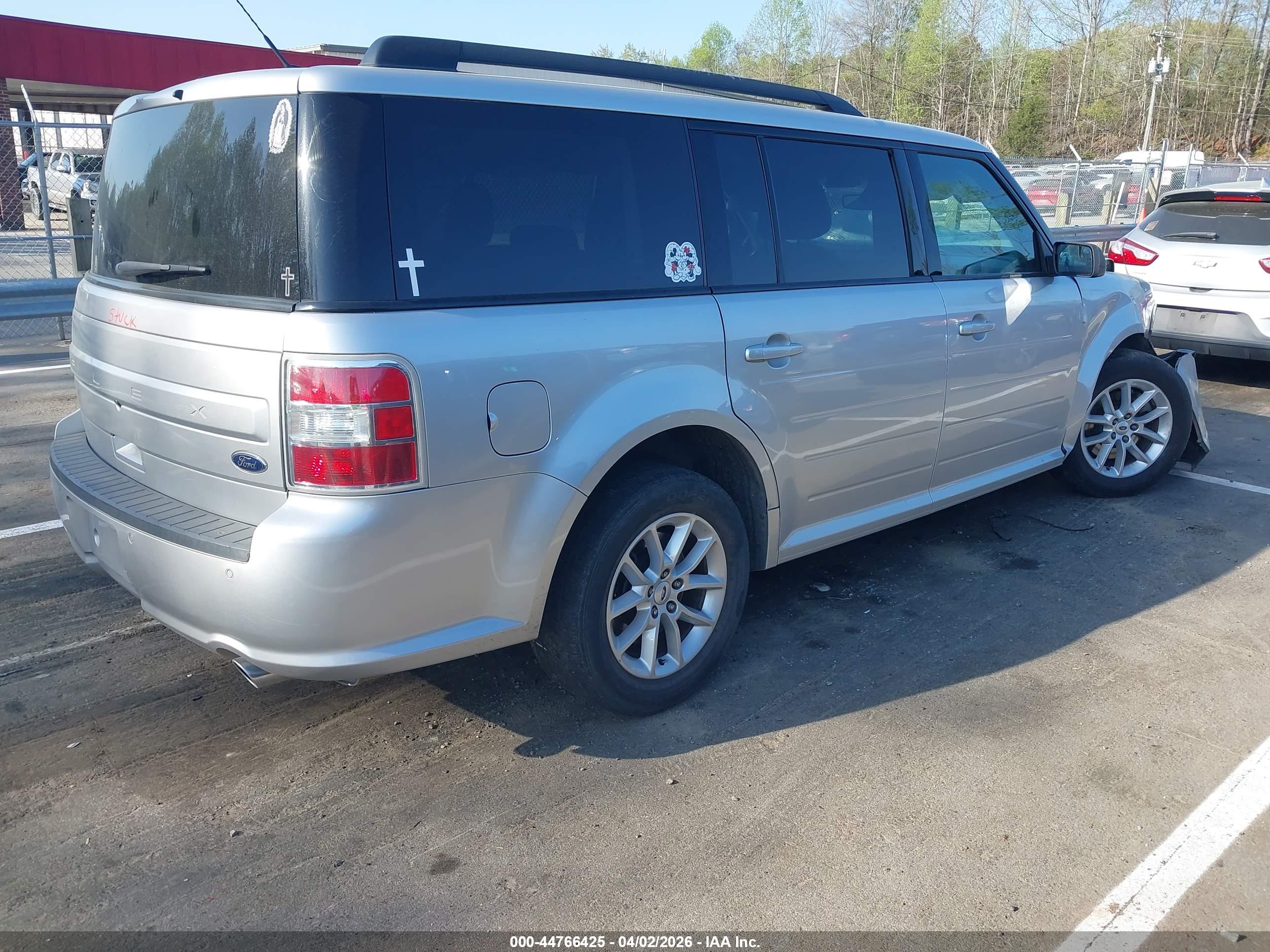 FORD FLEX image 4
