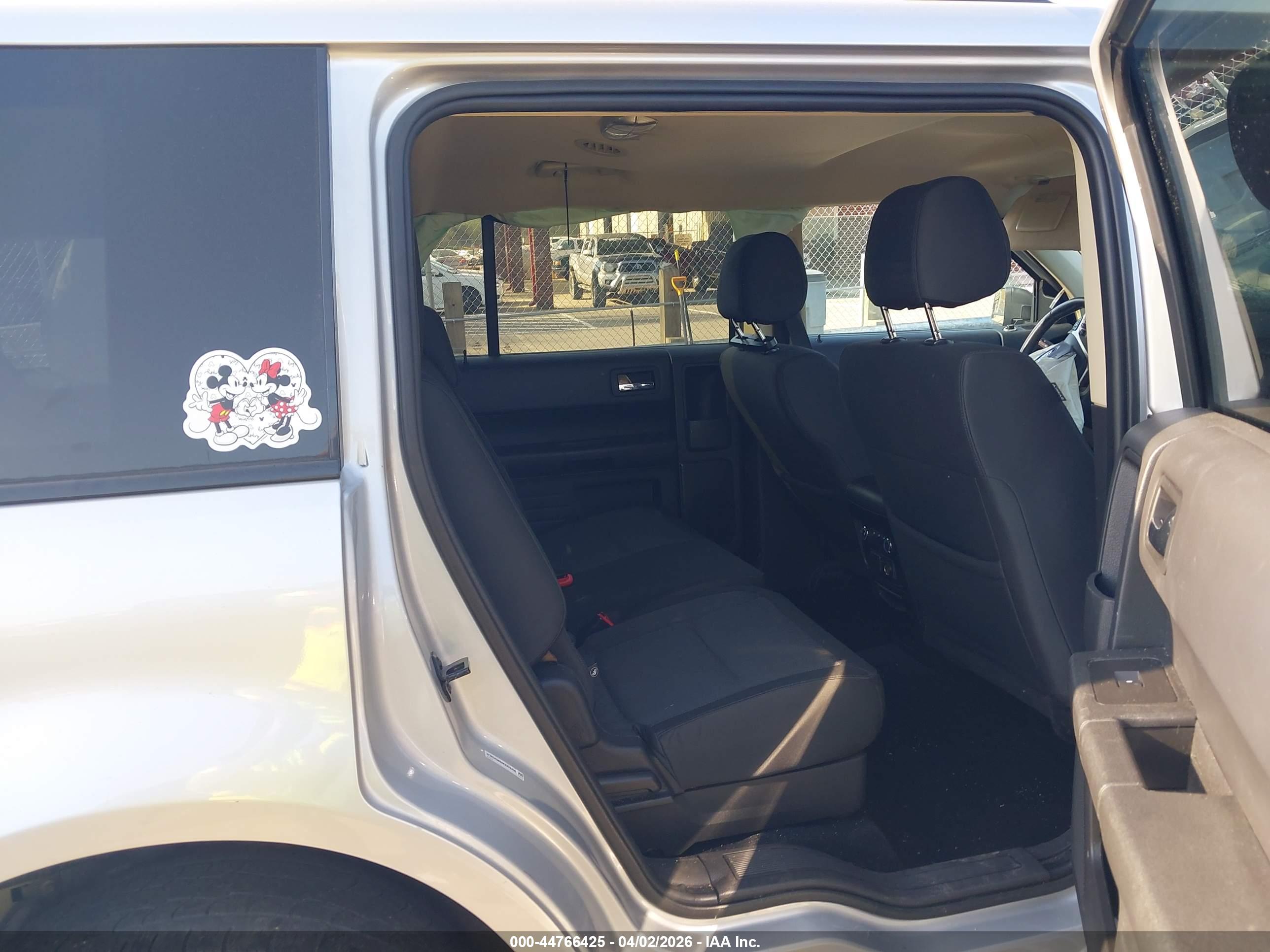 FORD FLEX image 8