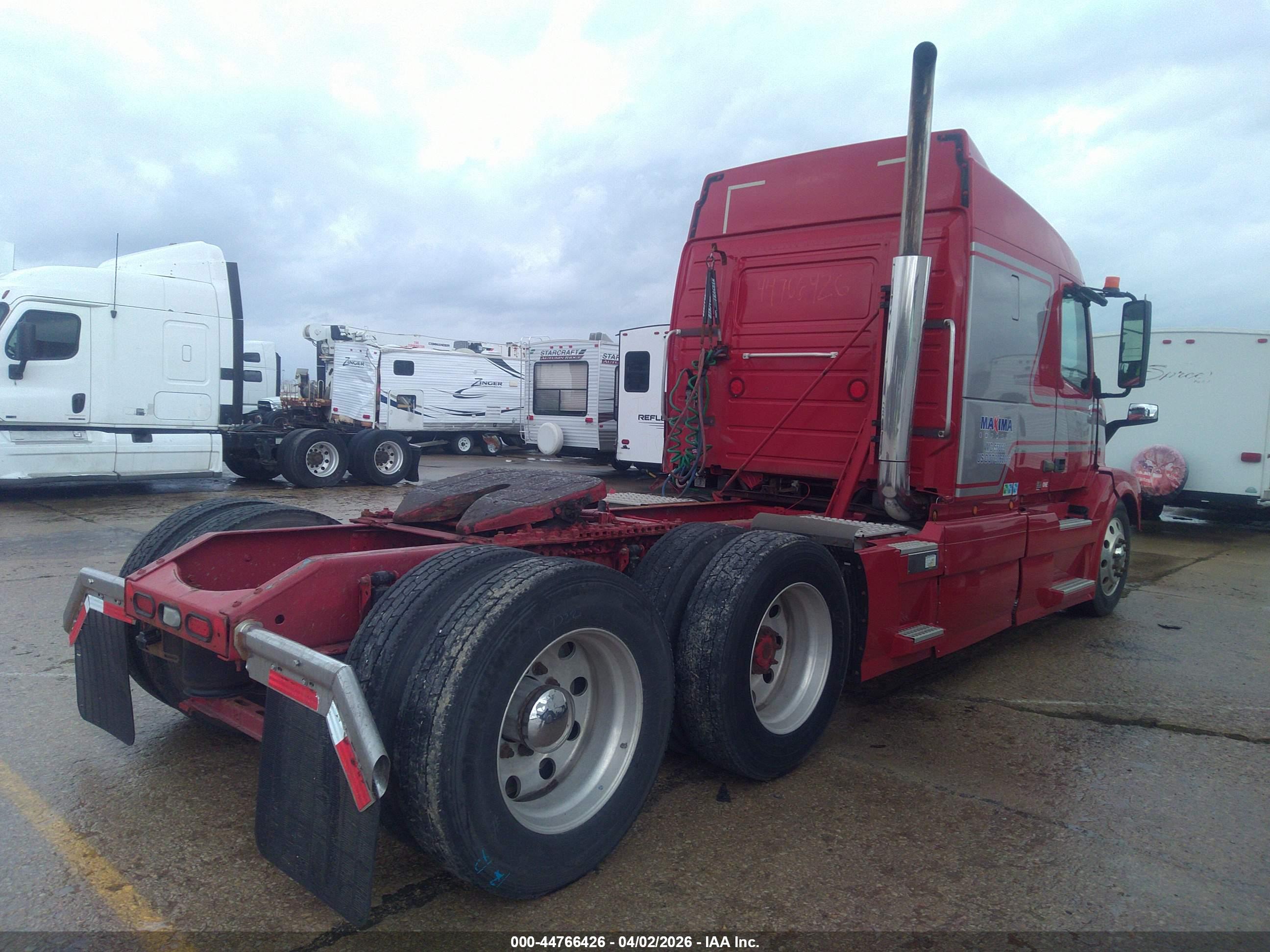 VOLVO VN image 4