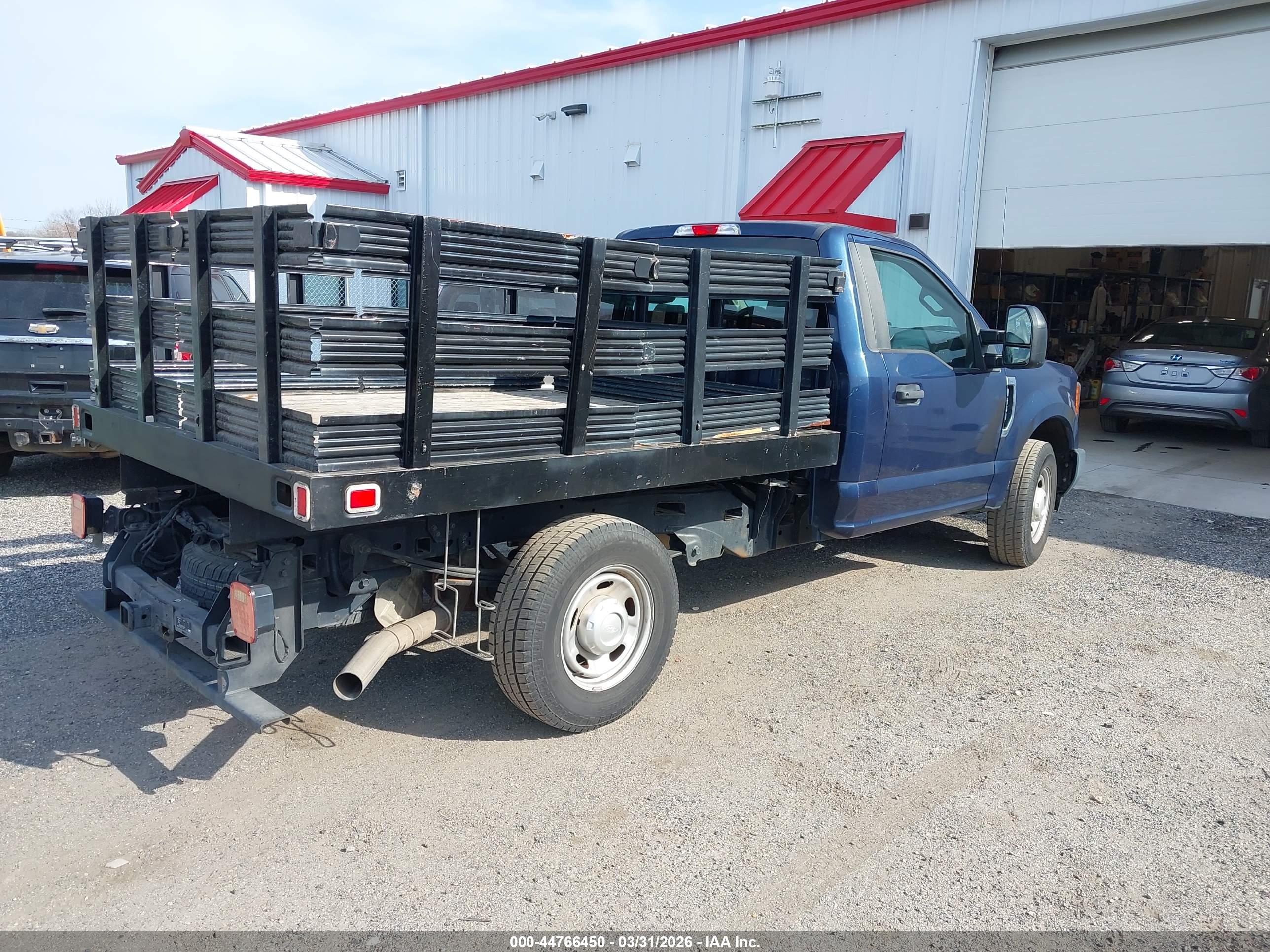 FORD F-250 image 4