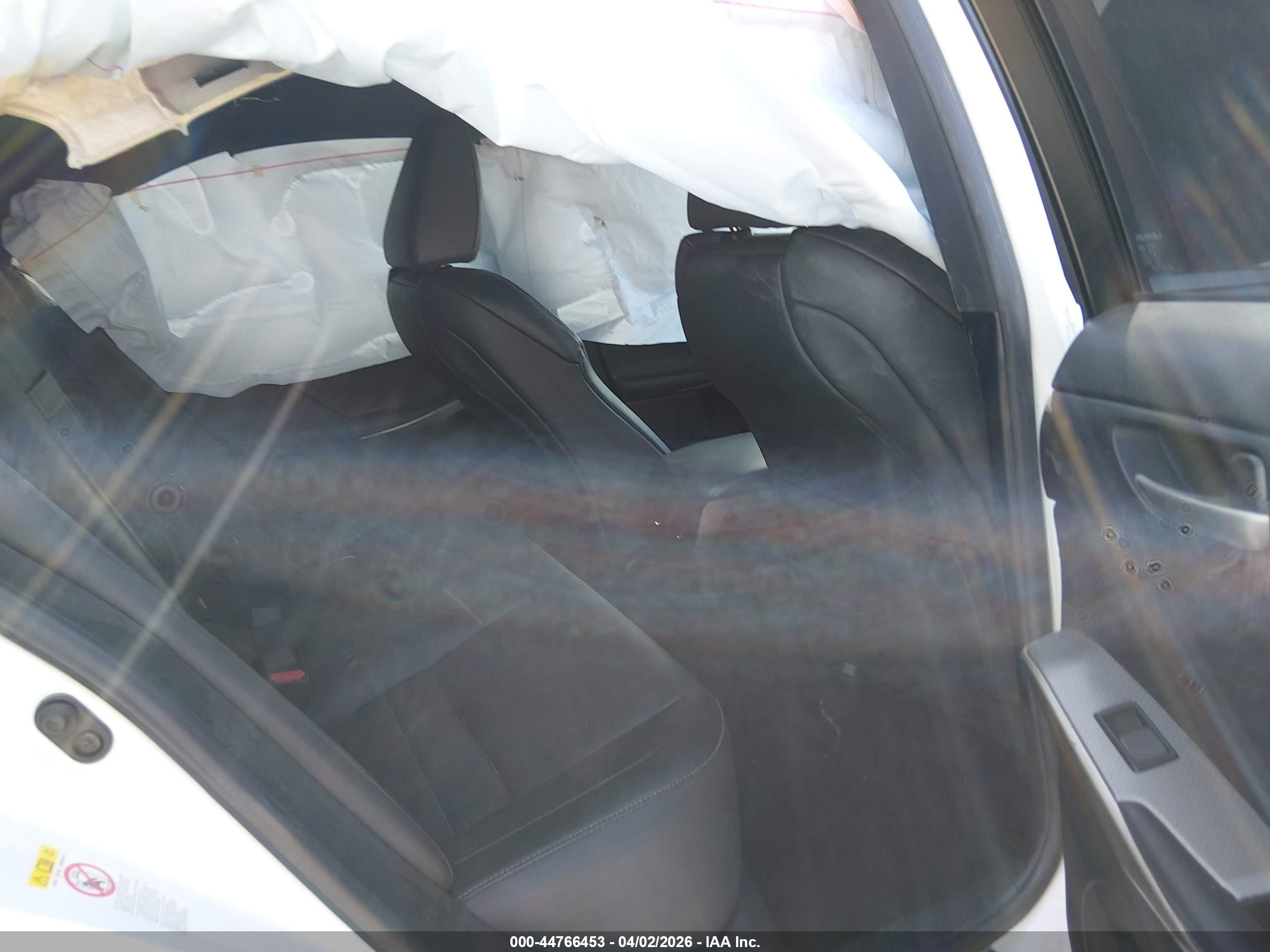 LEXUS IS image 8