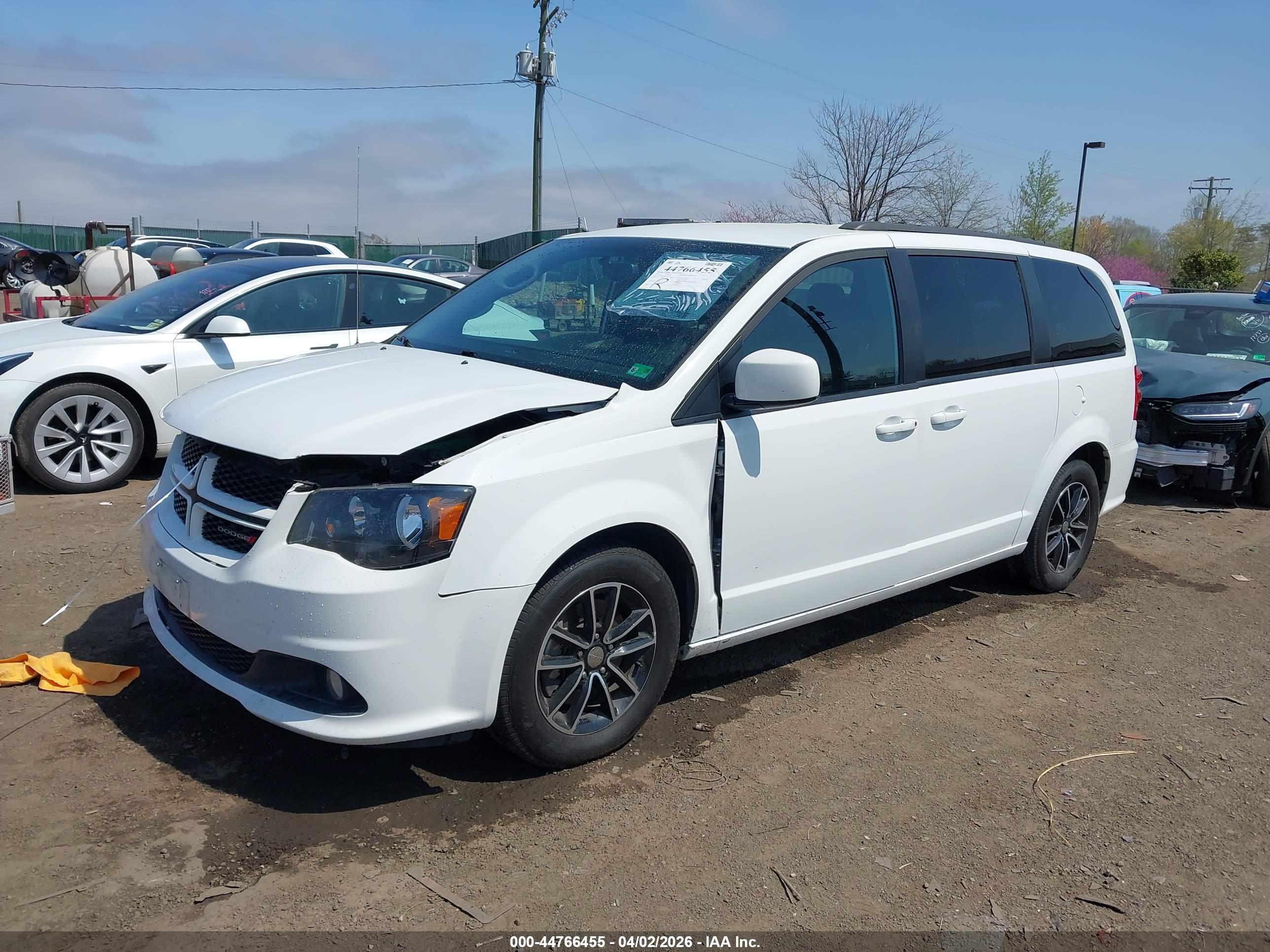 DODGE GRAND image 2
