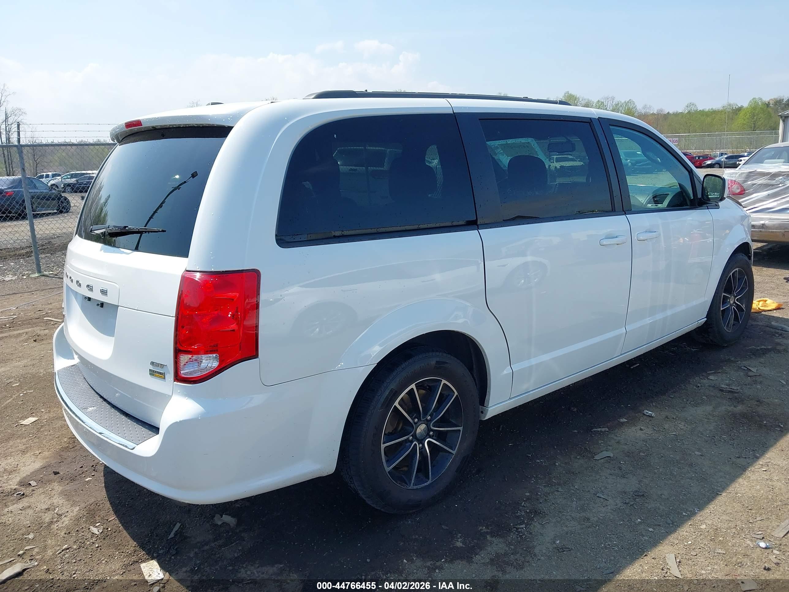 DODGE GRAND image 4
