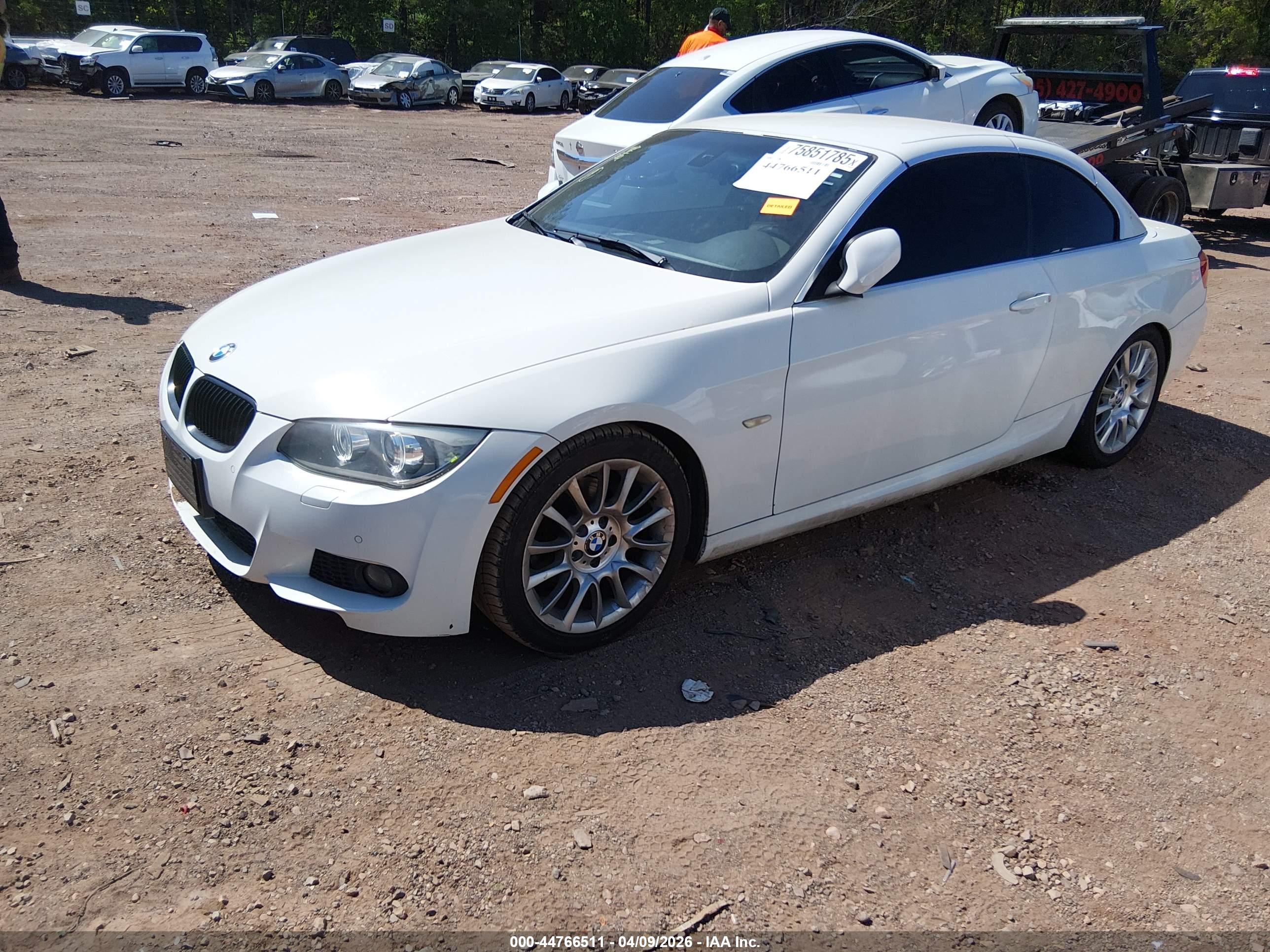 BMW 328I image 2