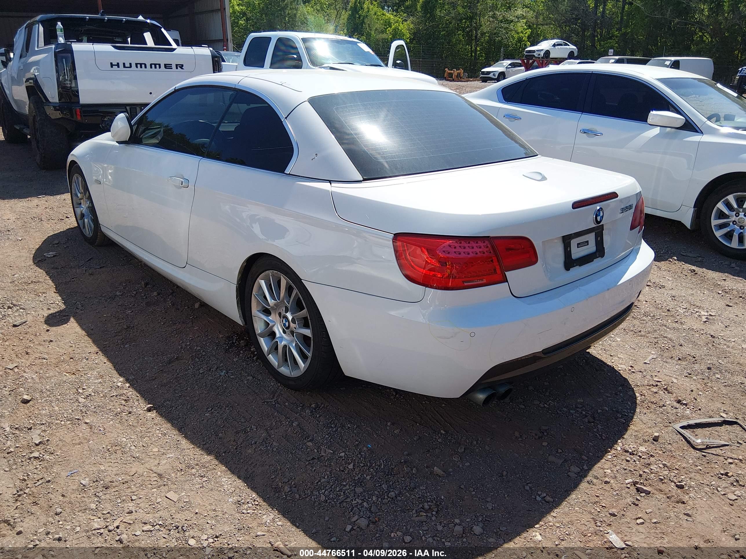 BMW 328I image 3