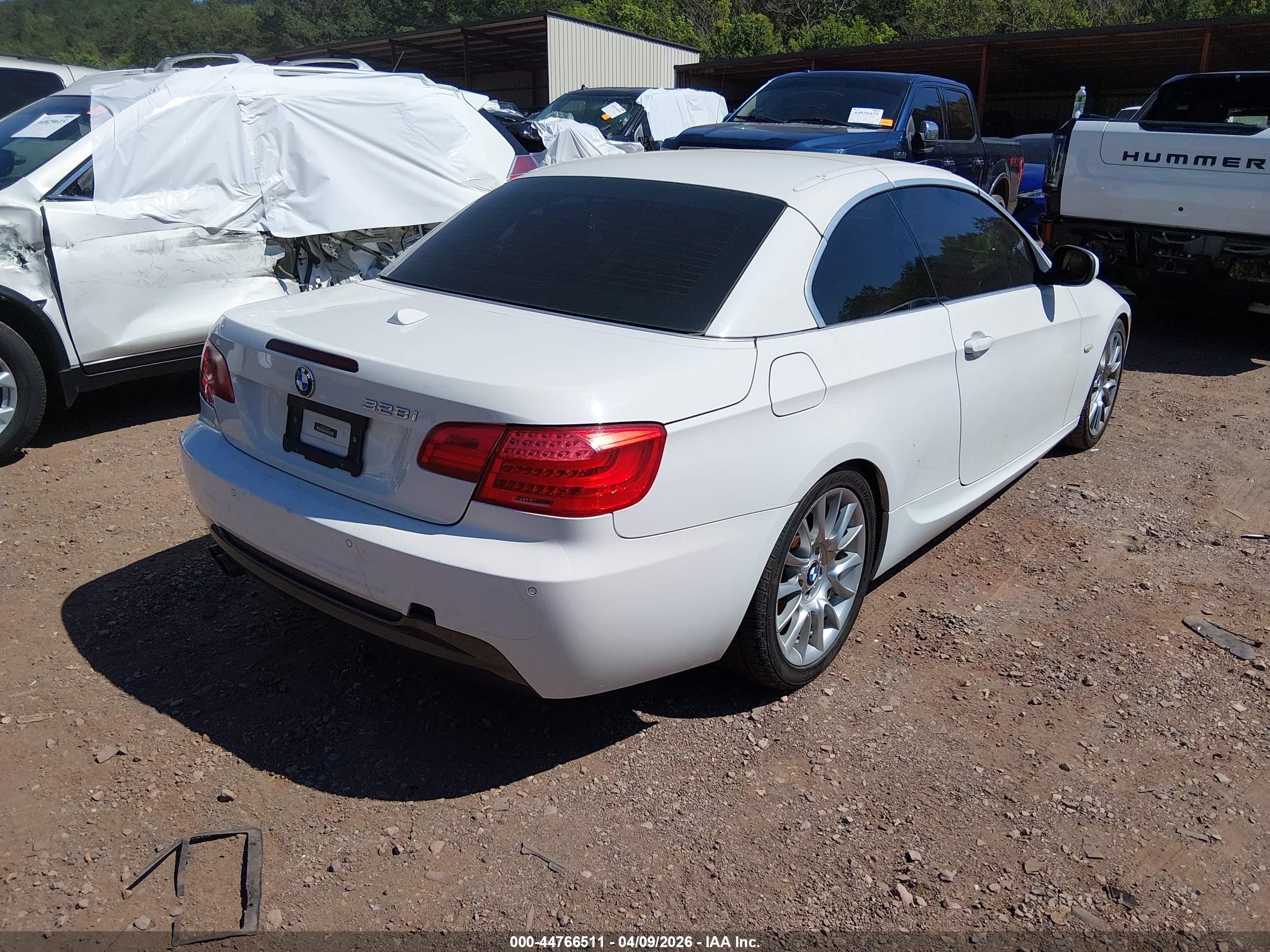 BMW 328I image 4