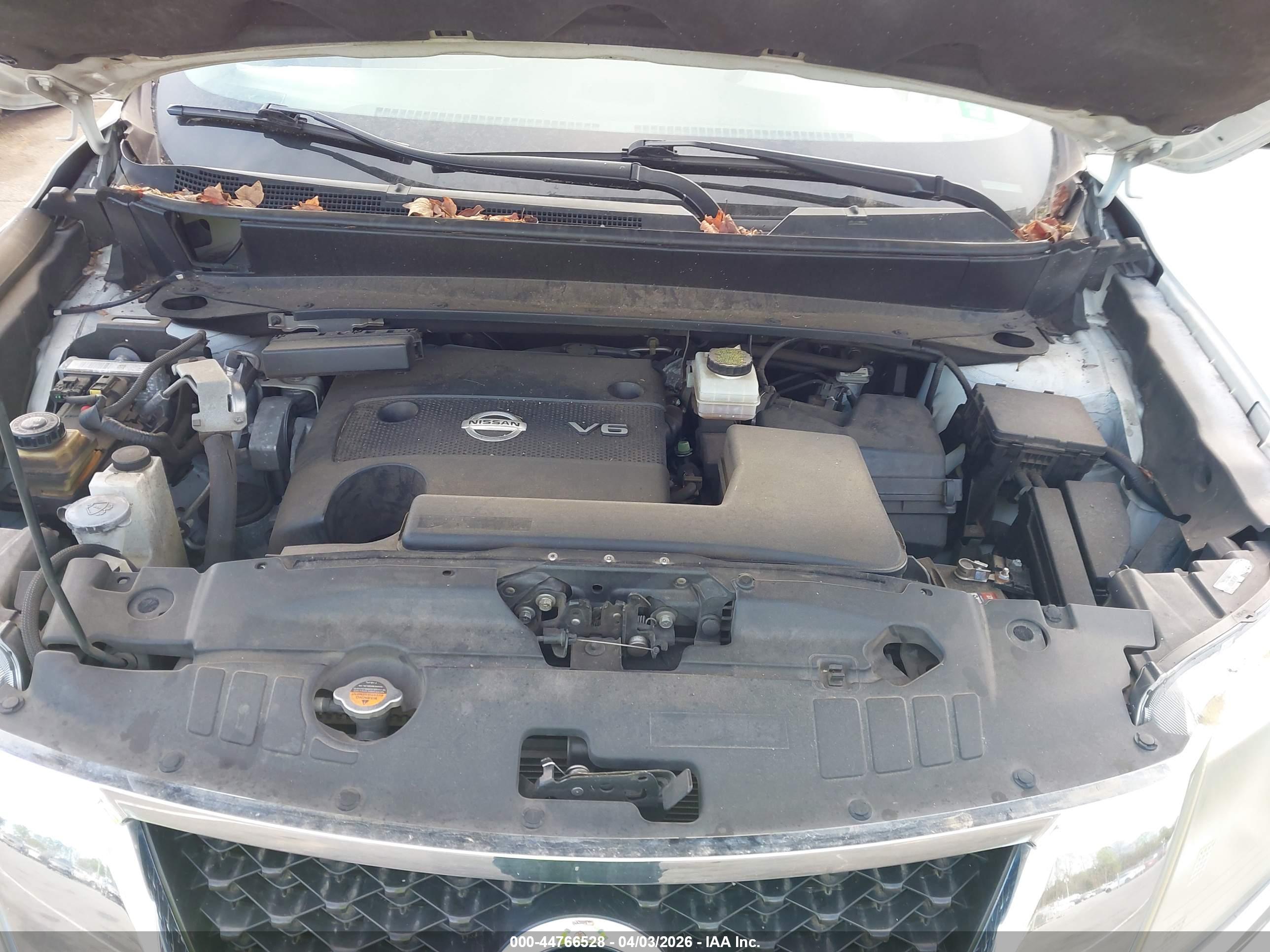 NISSAN PATHFINDER image 10