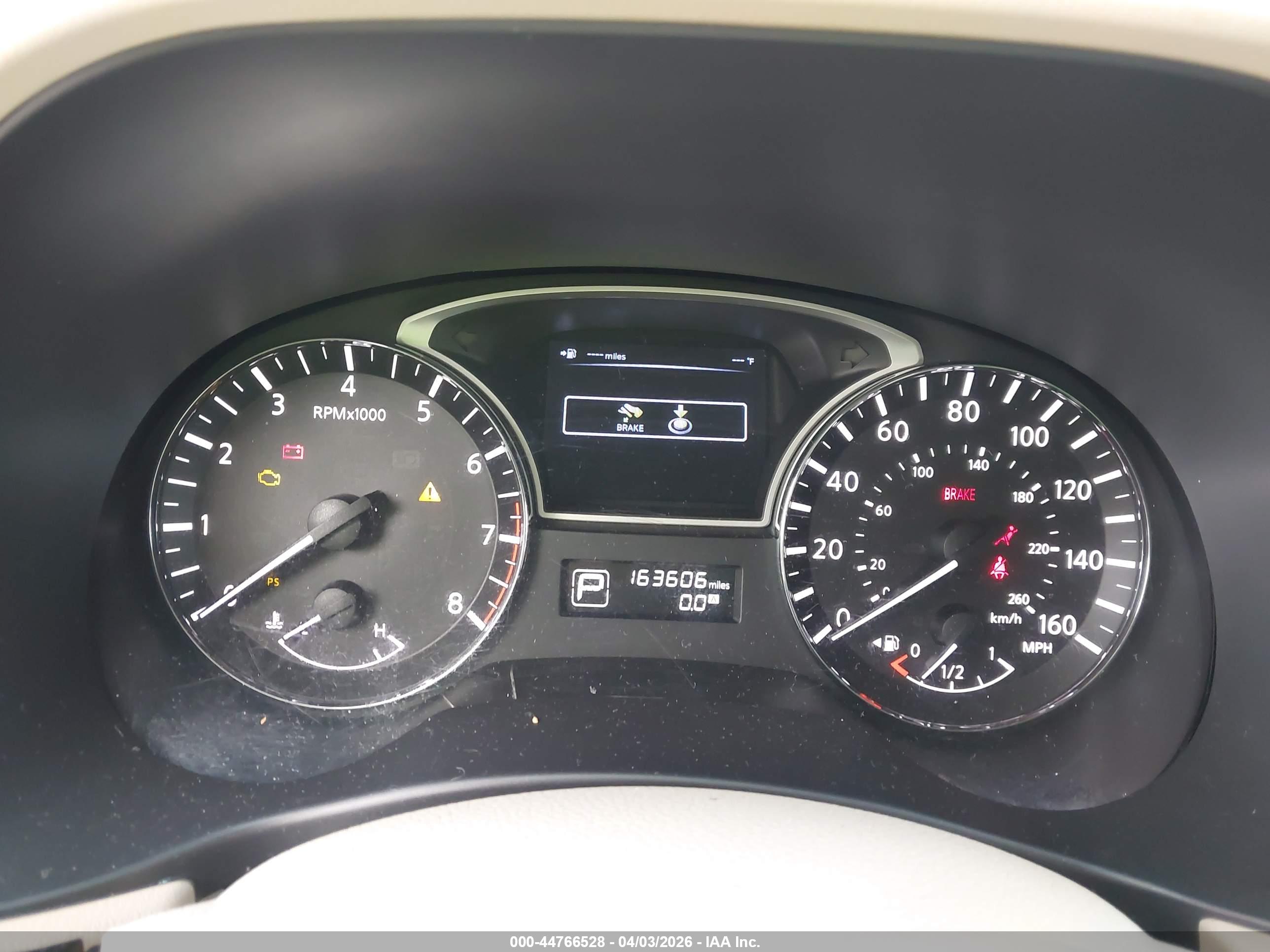 NISSAN PATHFINDER image 7
