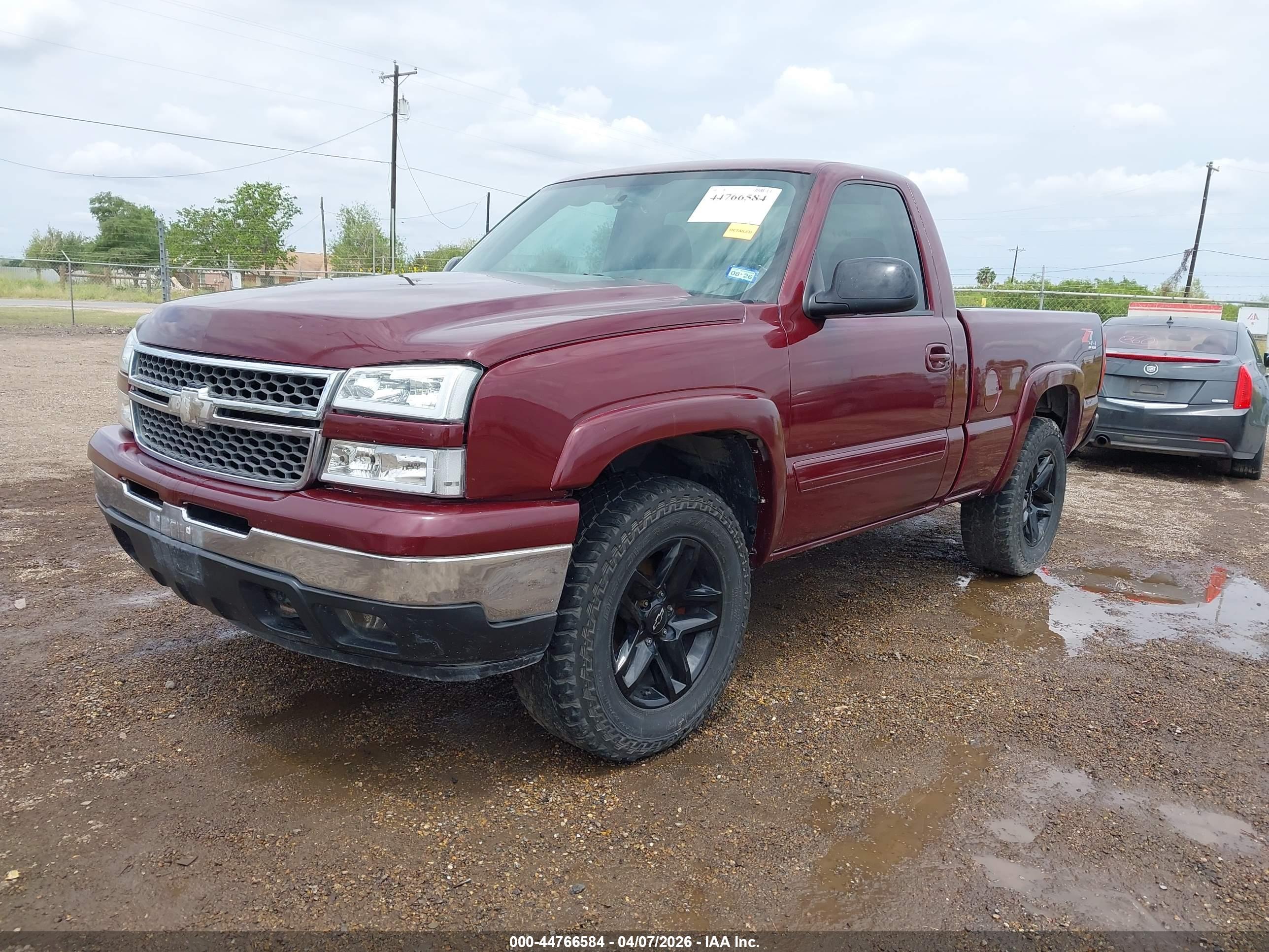 GMC SIERRA image 2