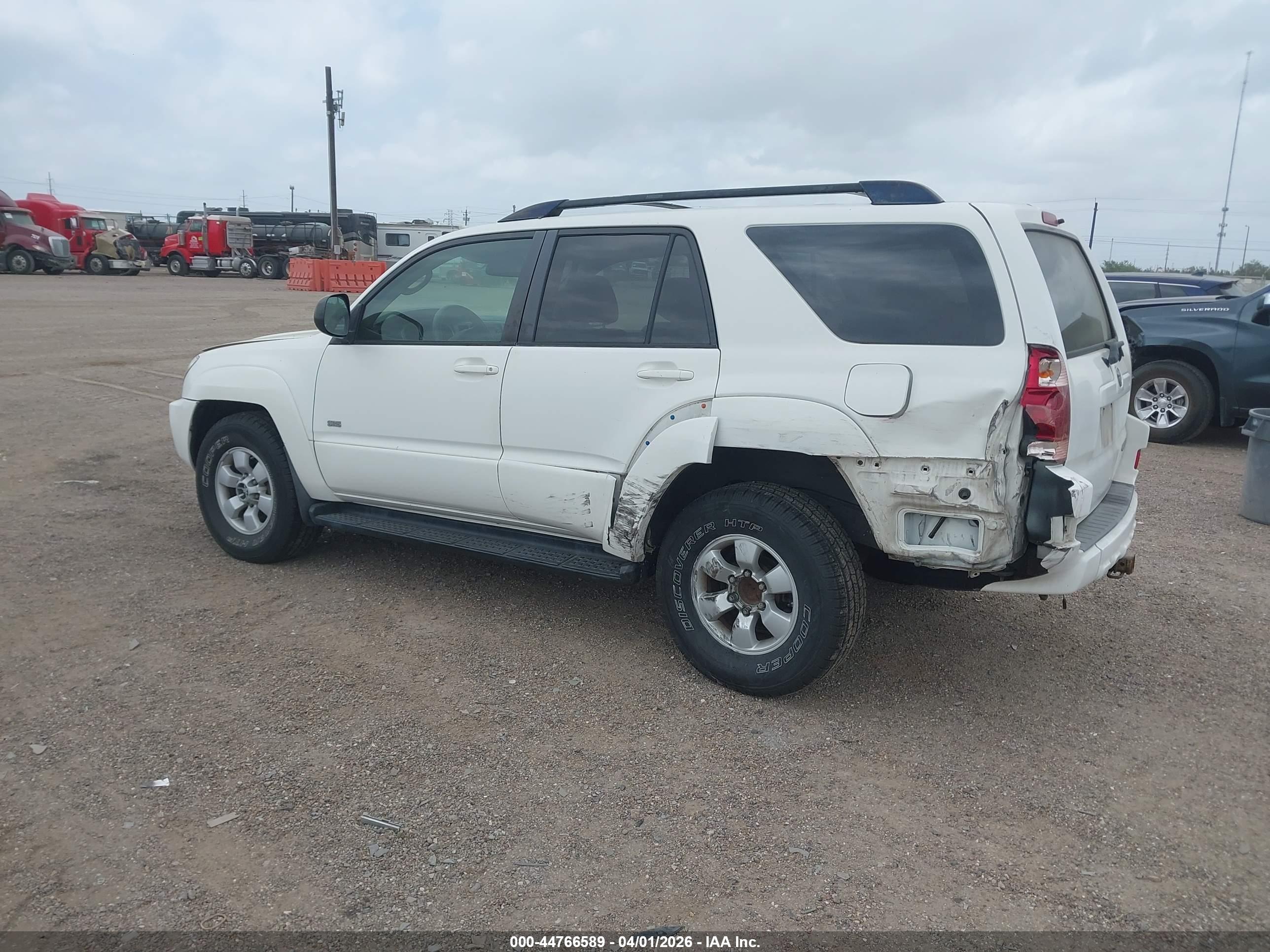 TOYOTA 4RUNNER image 3