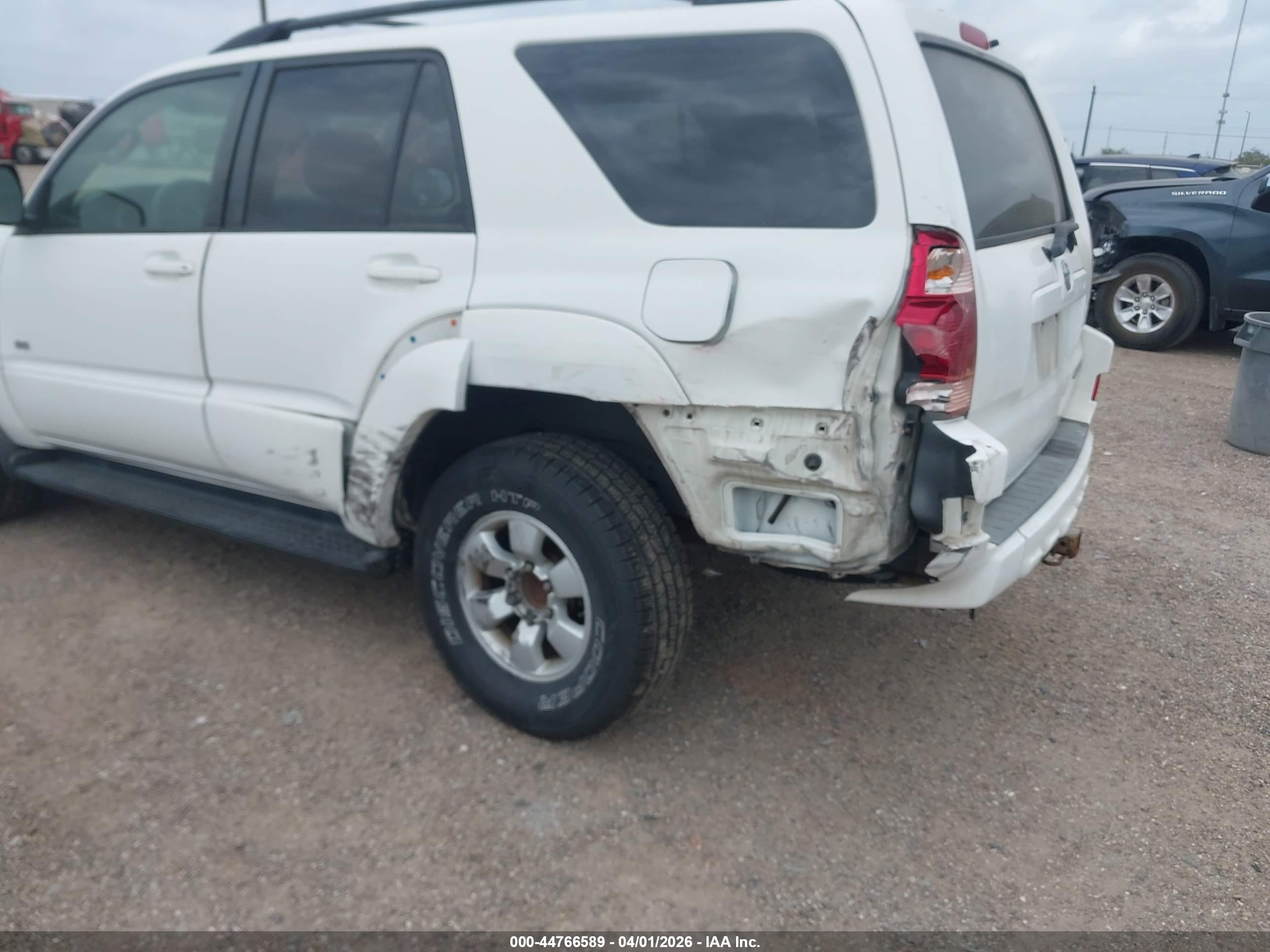 TOYOTA 4RUNNER image 6