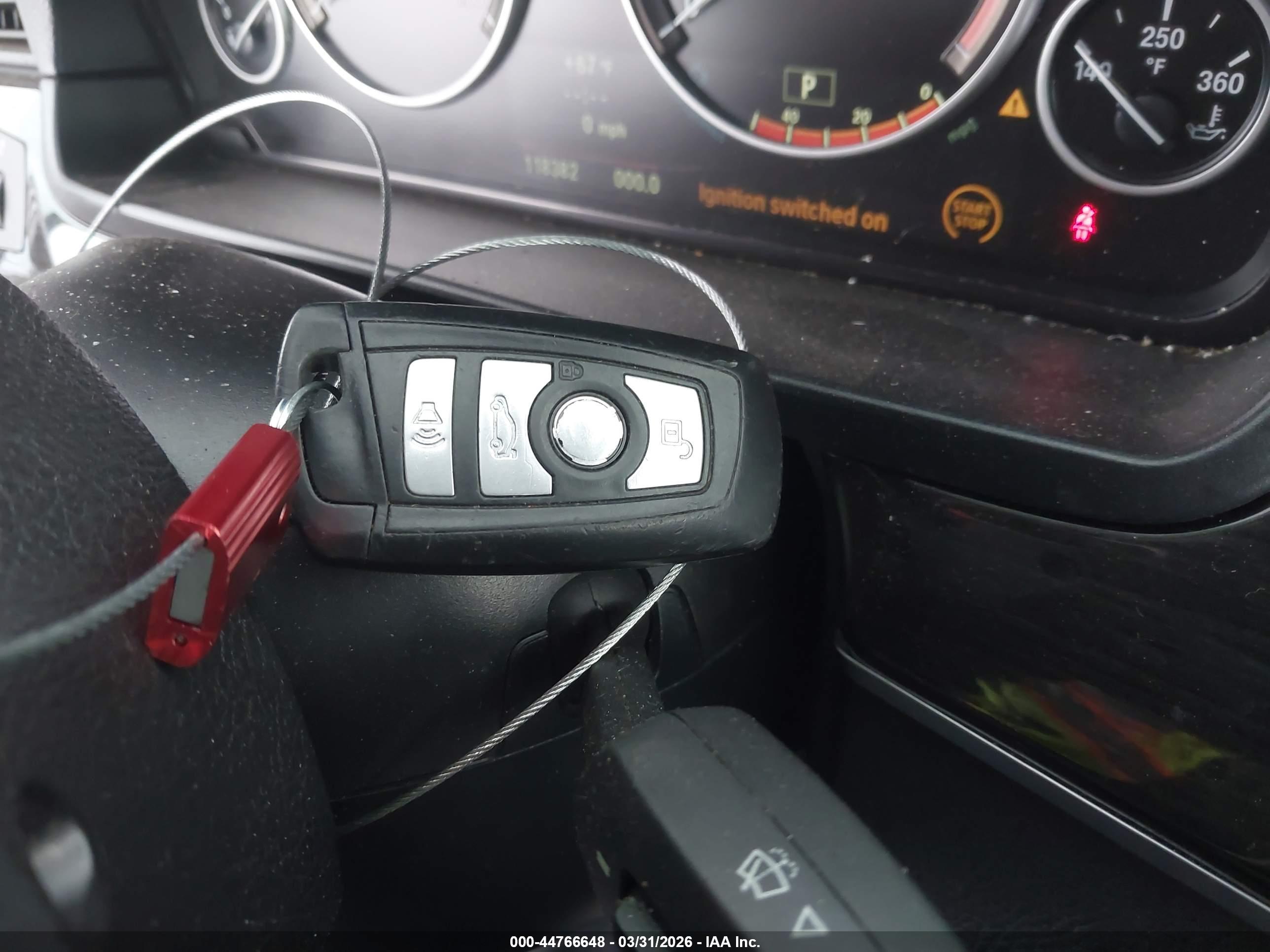 BMW 528I image 11
