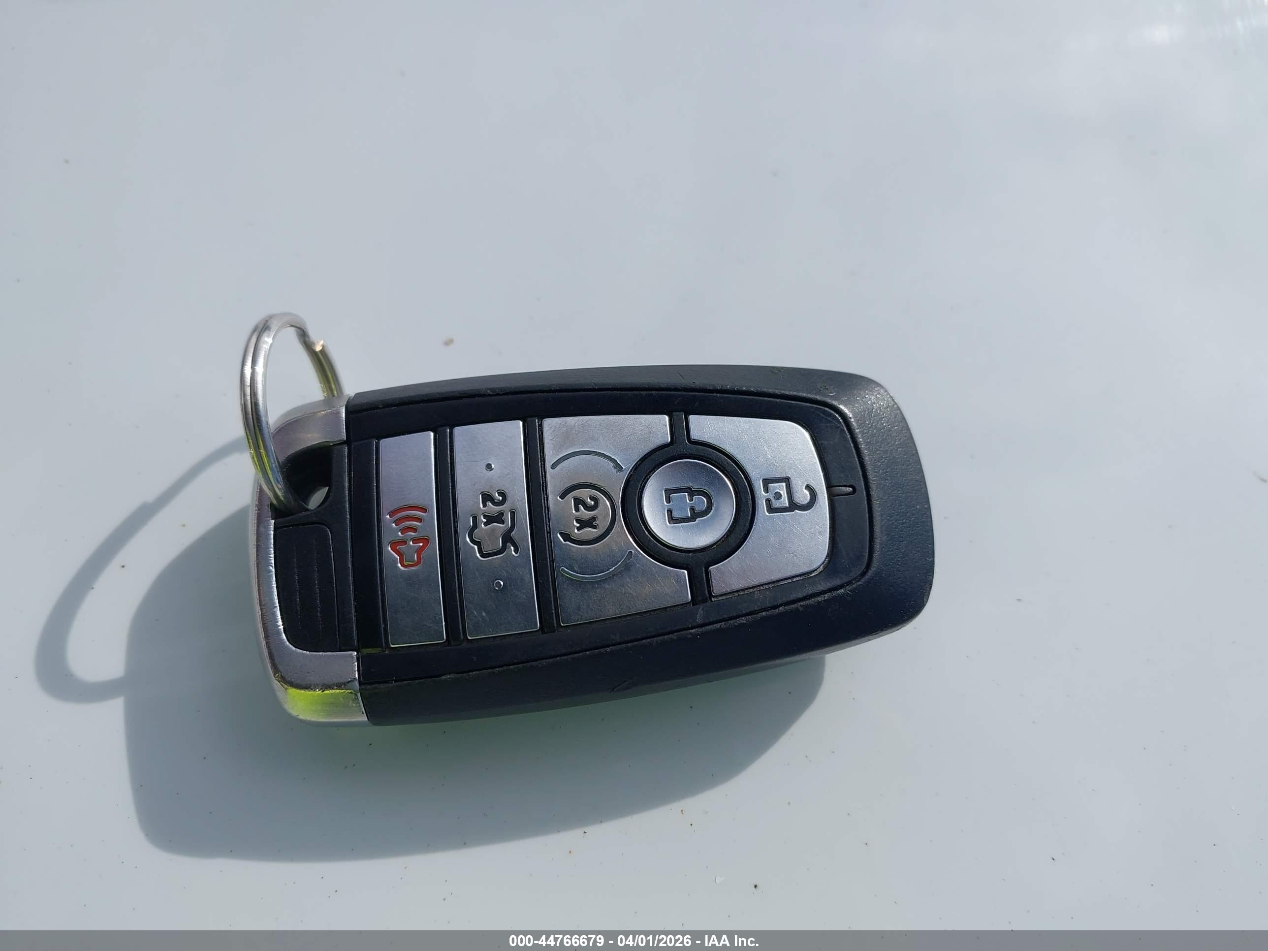 FORD FUSION image 11