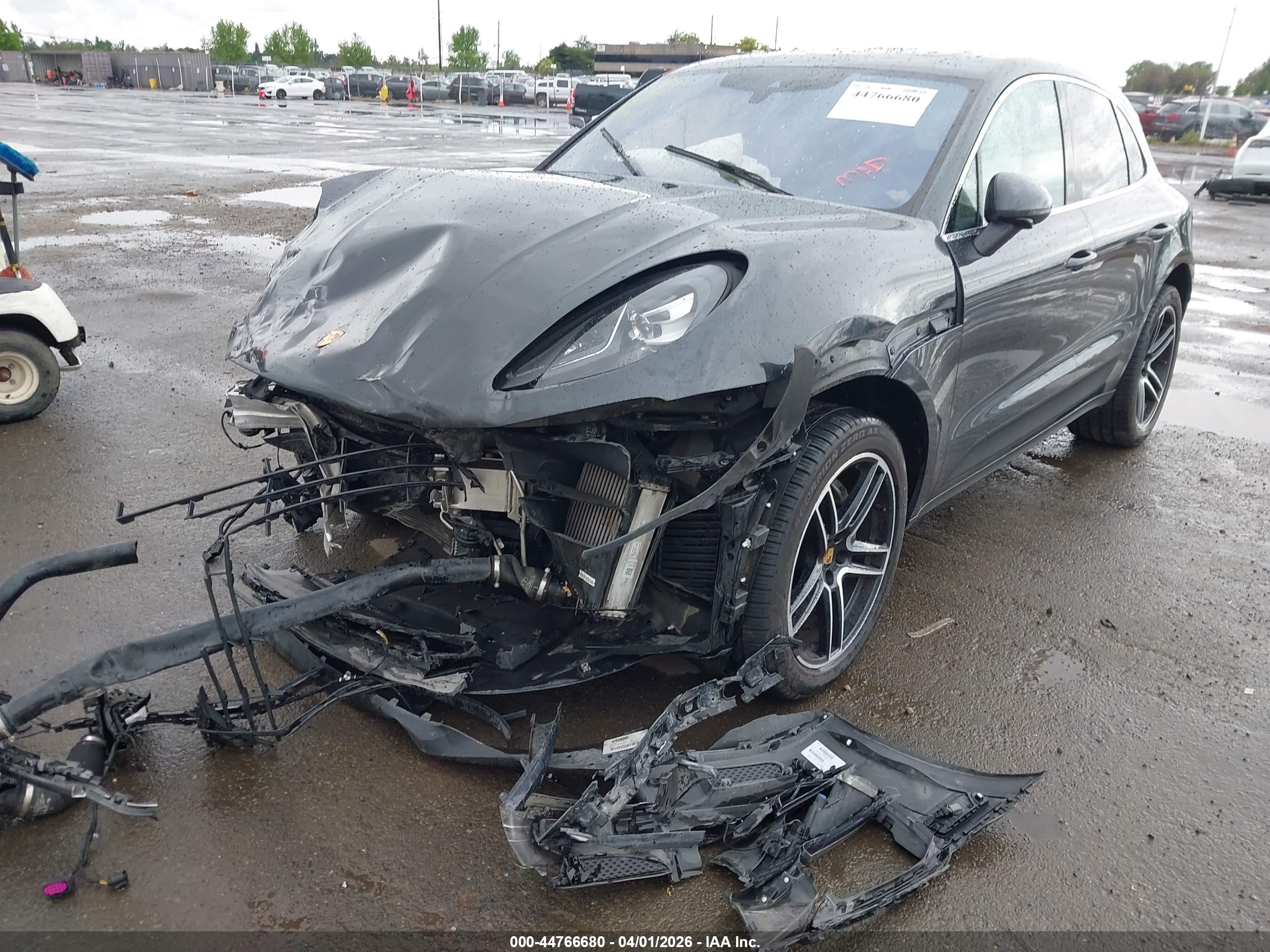 PORSCHE MACAN image 6