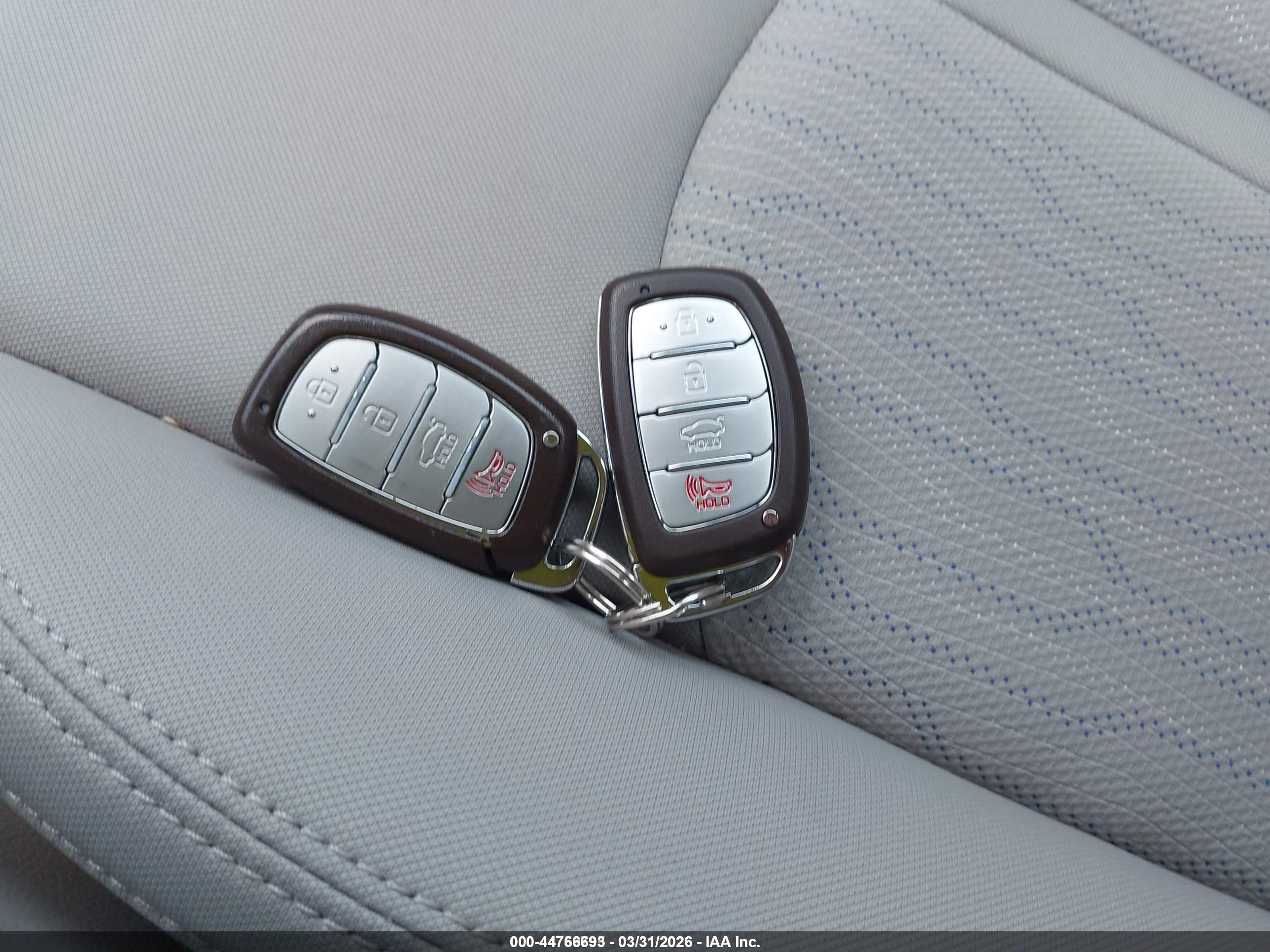 HYUNDAI SONATA image 11