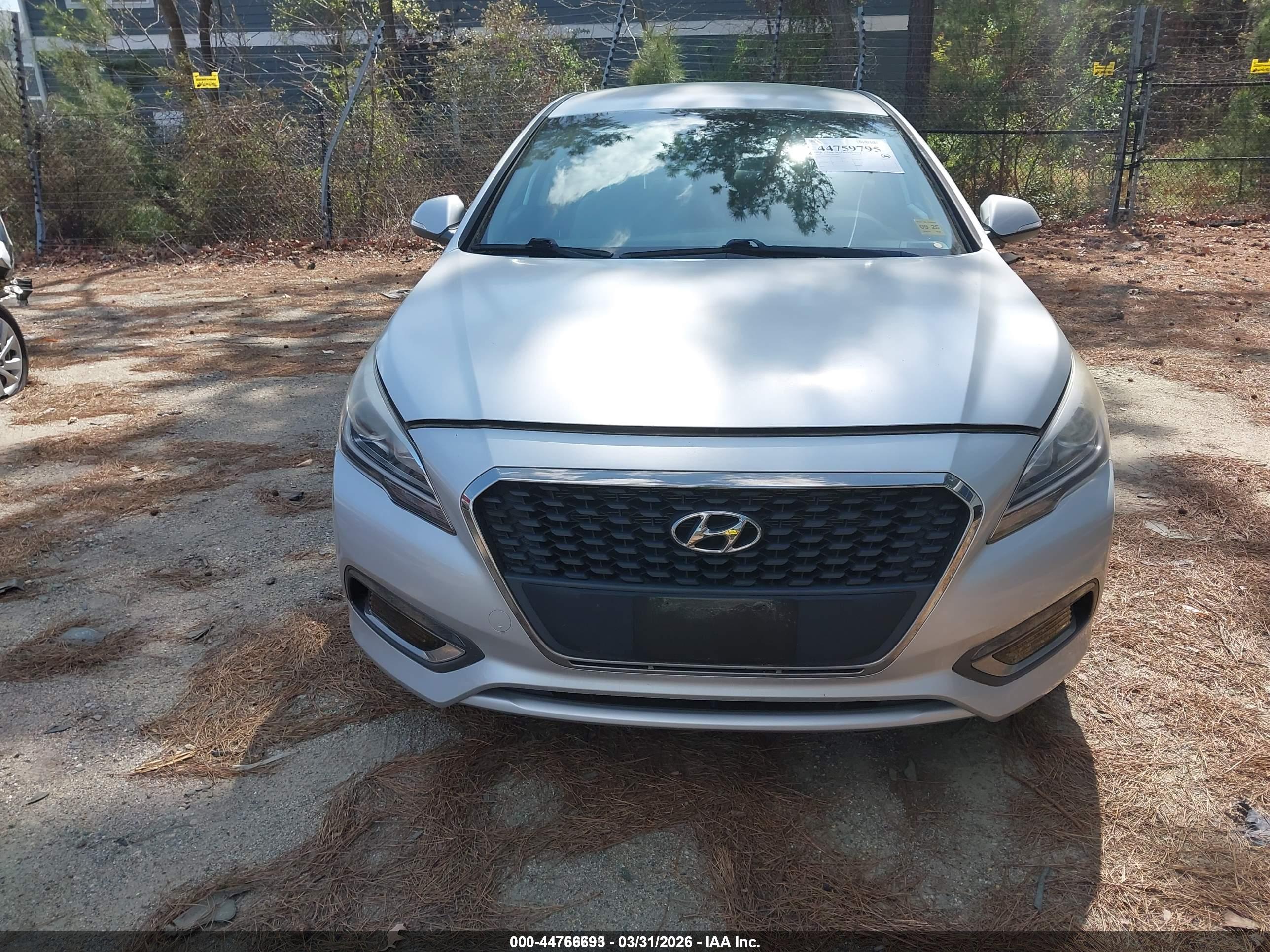 HYUNDAI SONATA image 6
