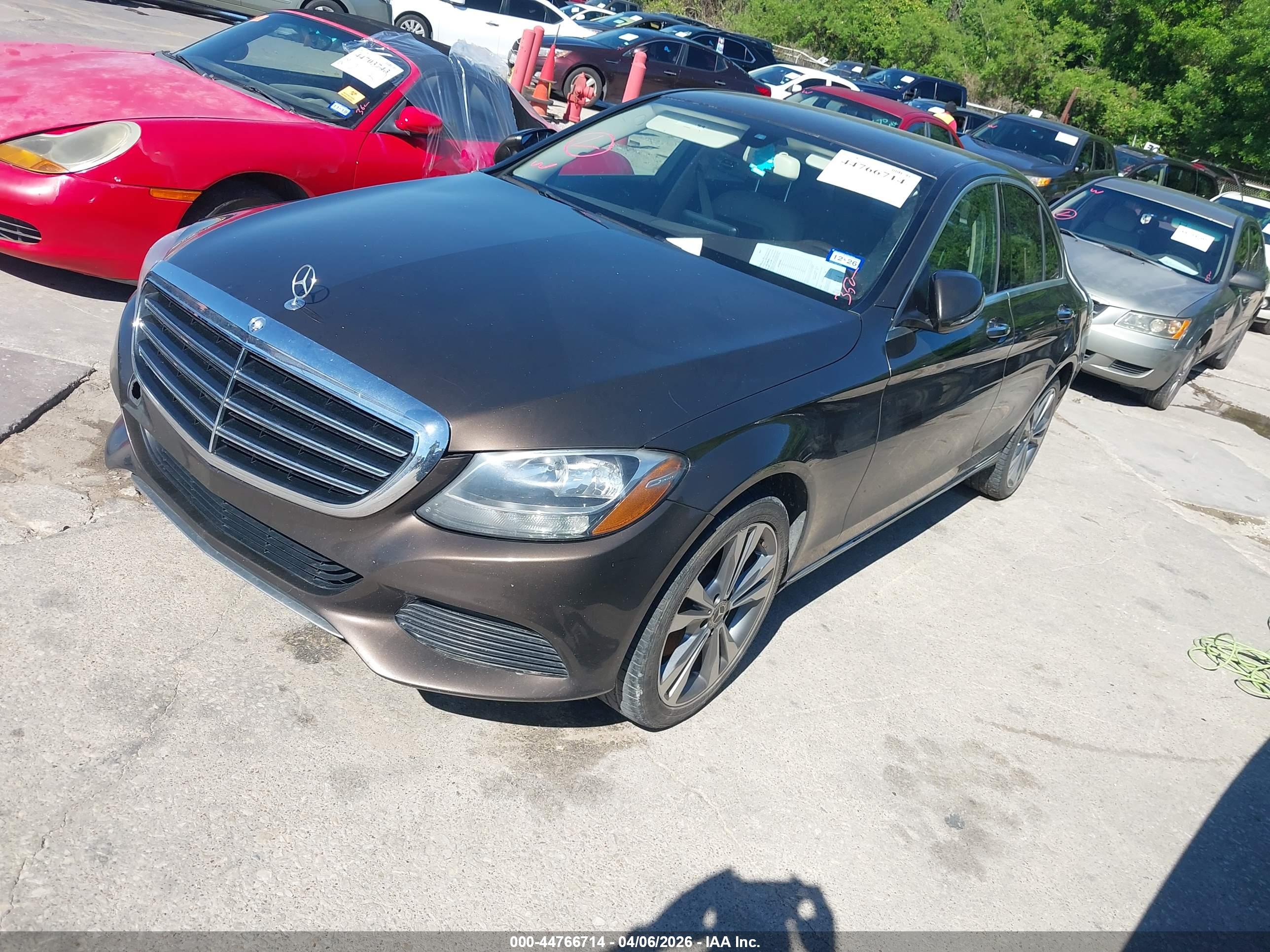 MERCEDES-BENZ C image 2