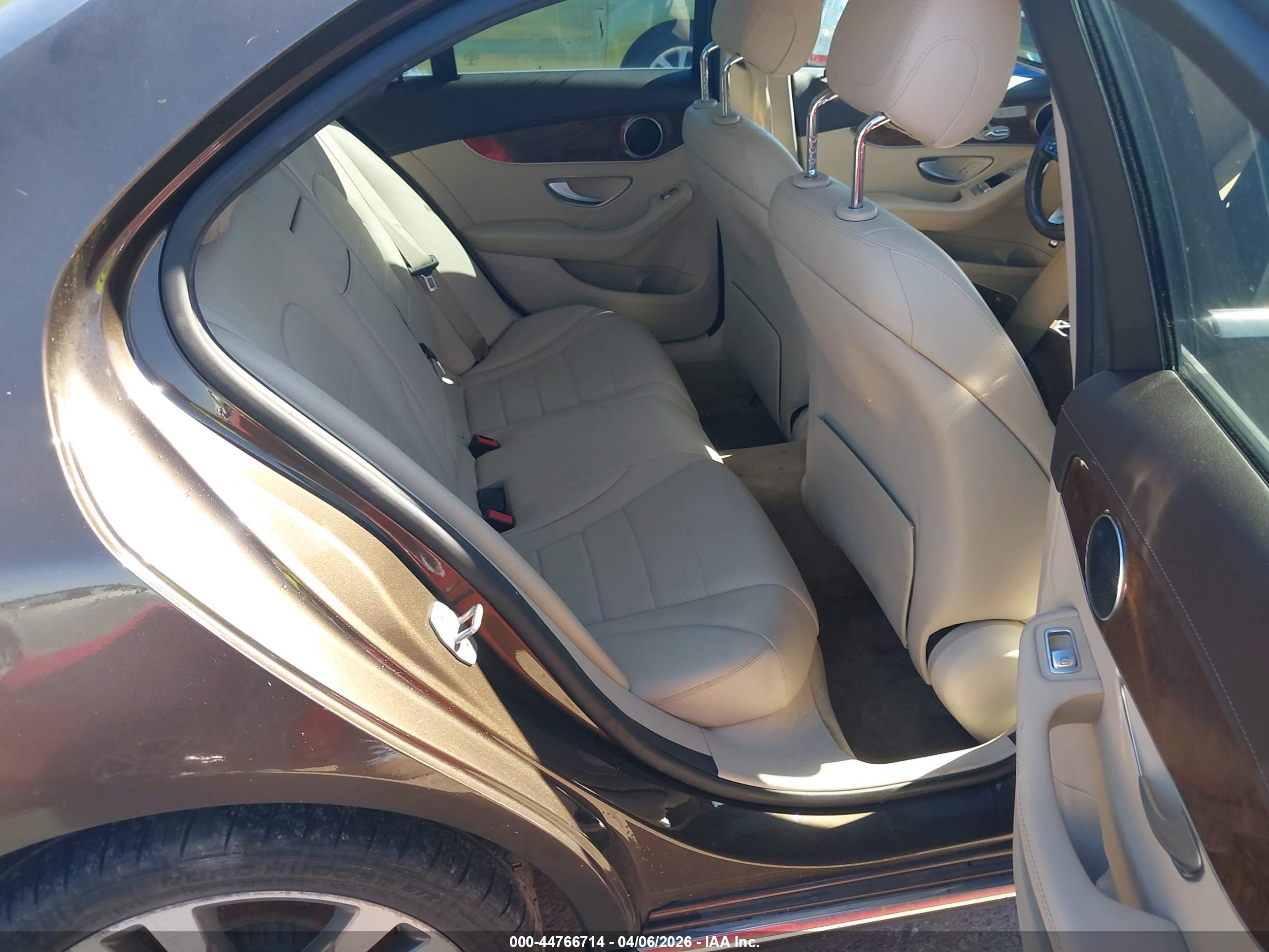 MERCEDES-BENZ C image 8
