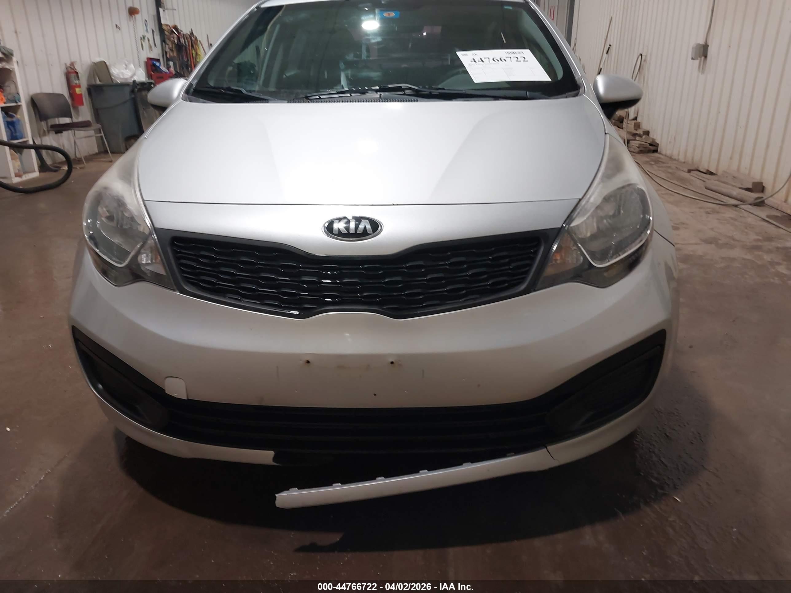 KIA RIO image 6
