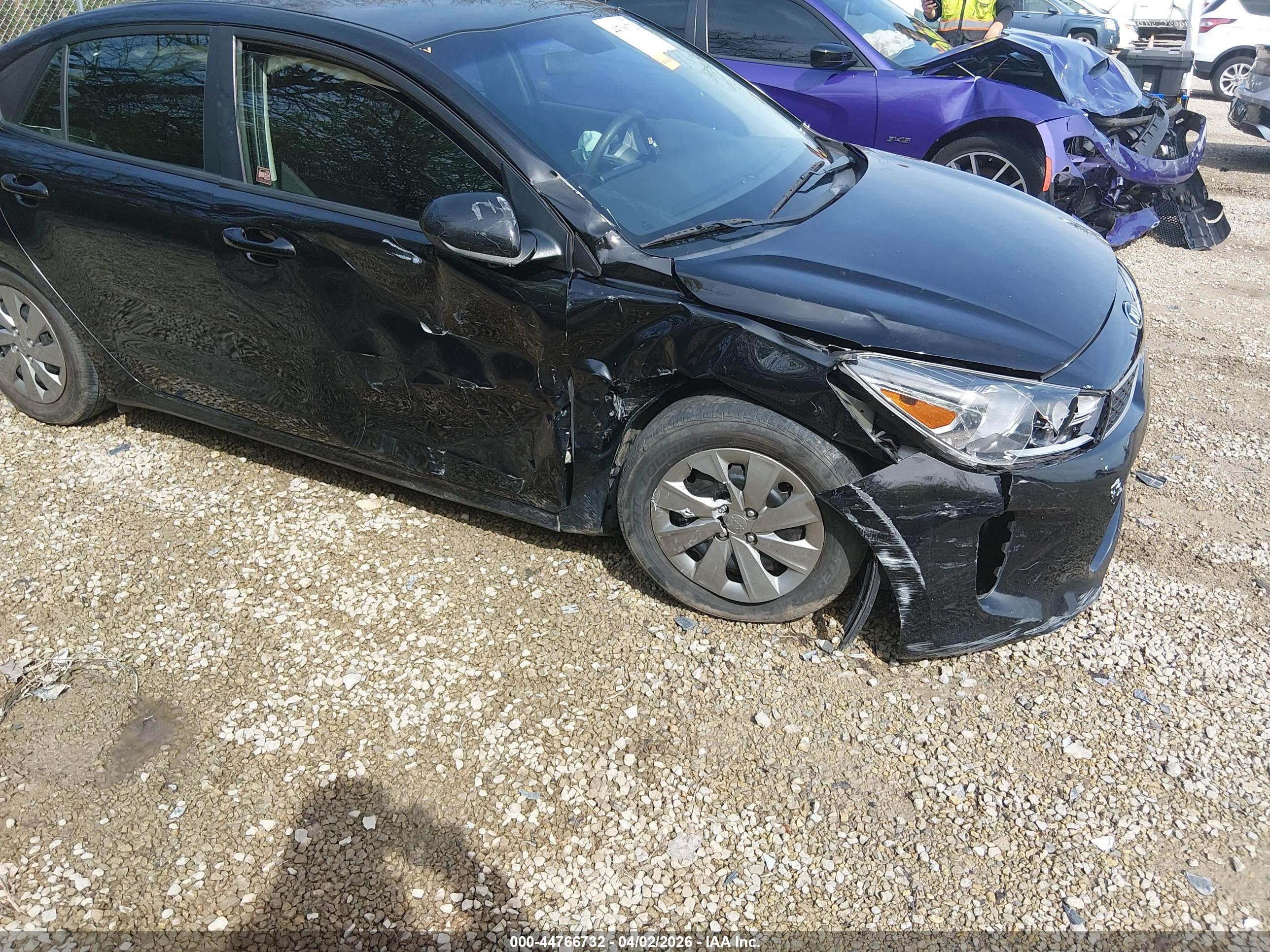 KIA RIO image 6