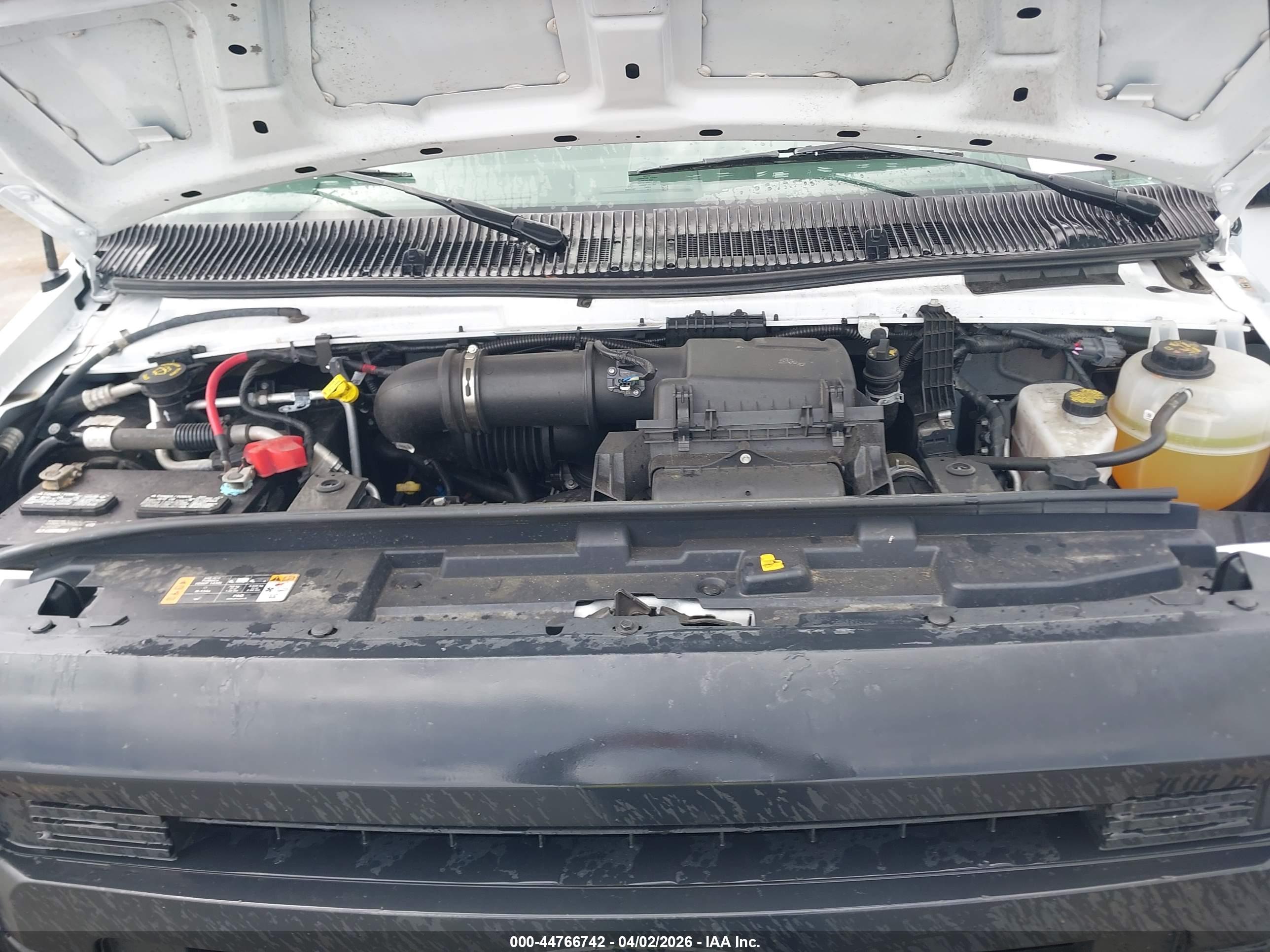 FORD E-350 image 10