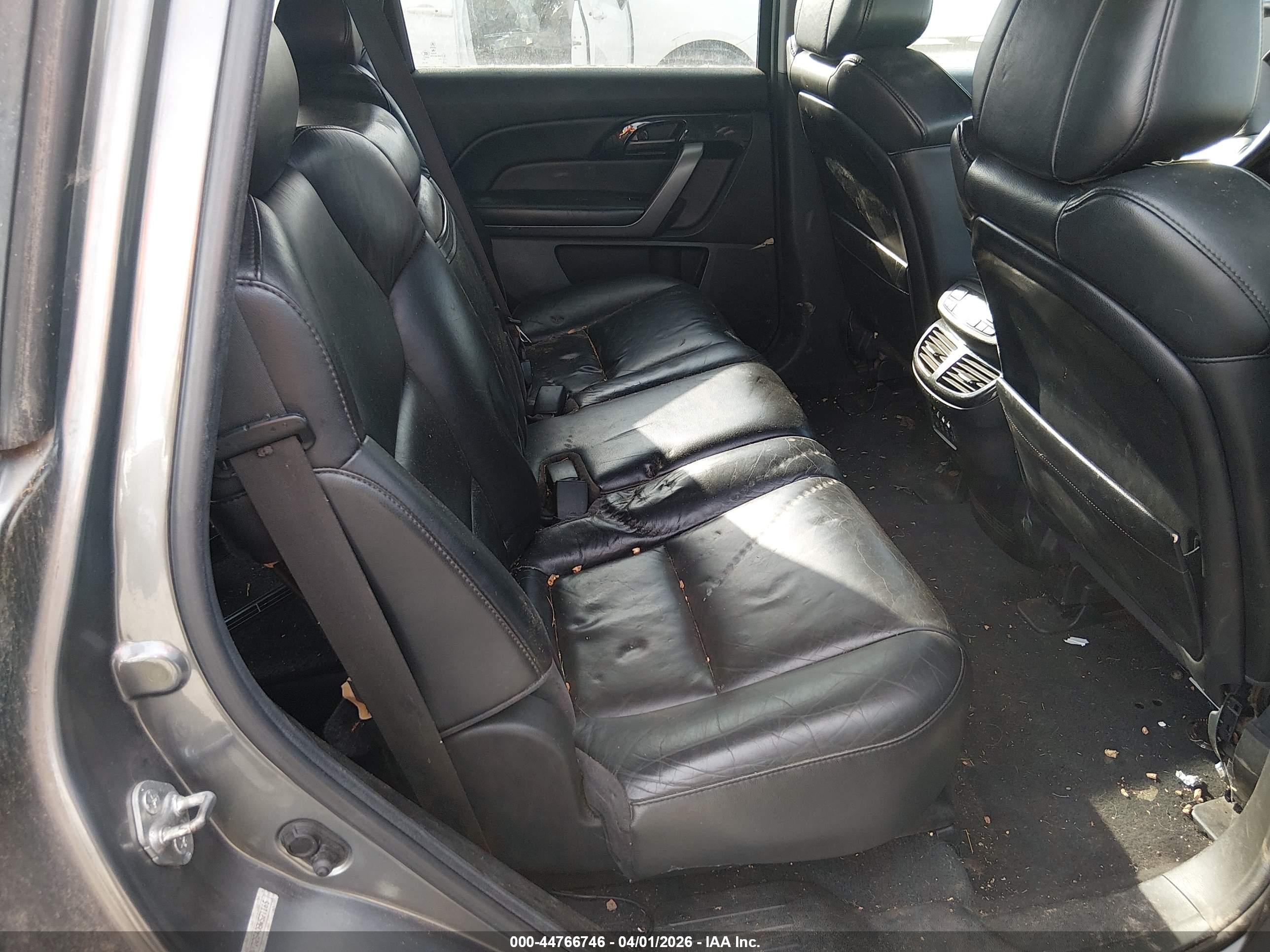 ACURA MDX image 8