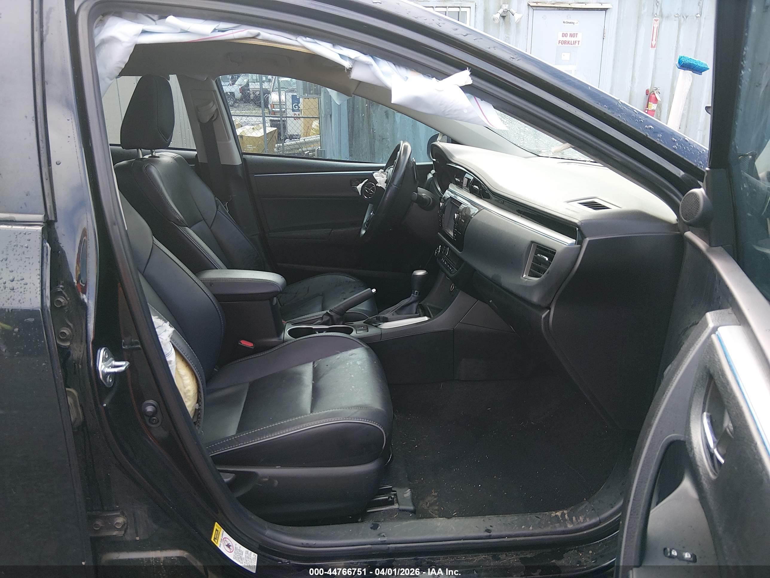 TOYOTA COROLLA image 5