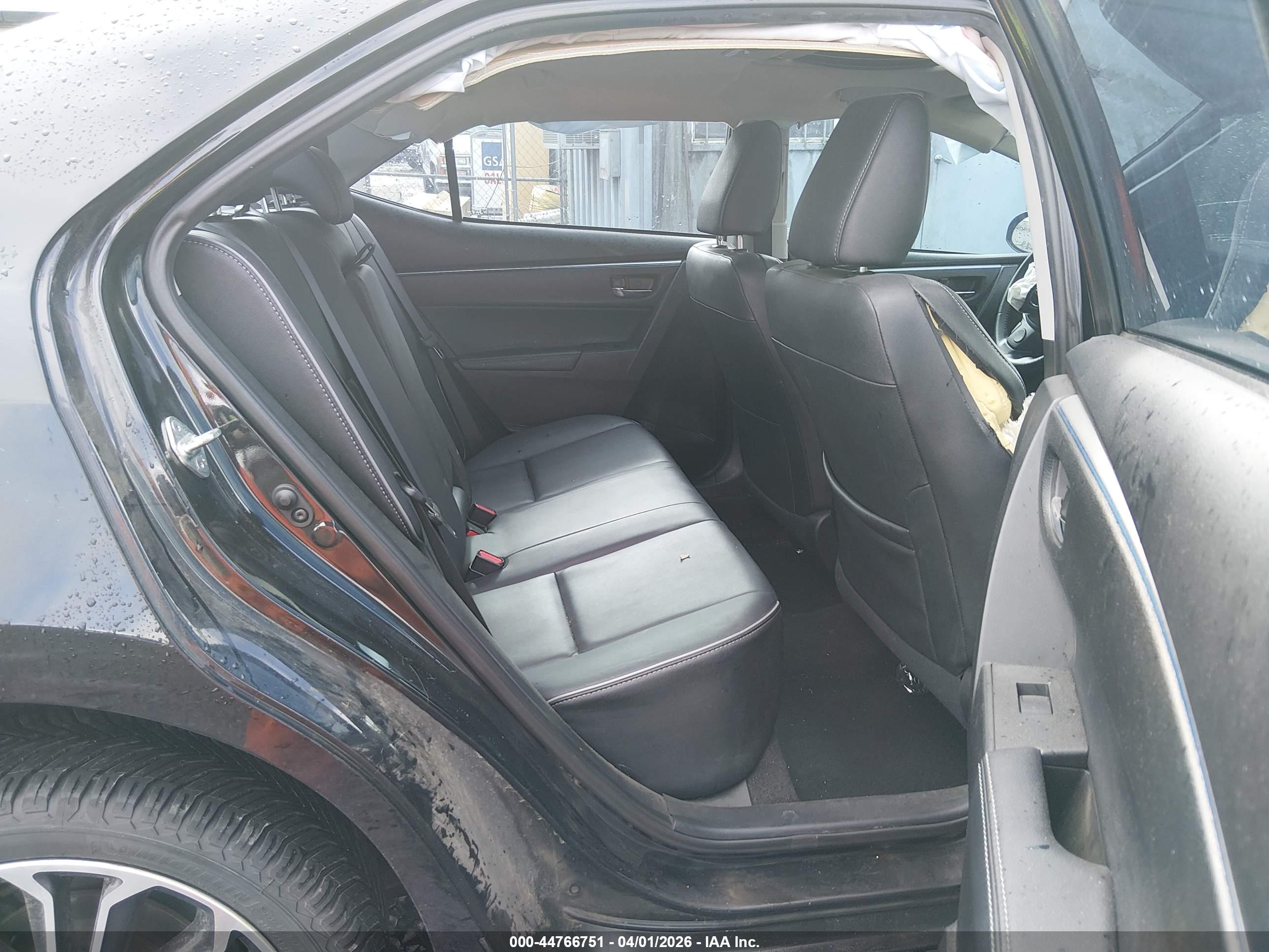 TOYOTA COROLLA image 8