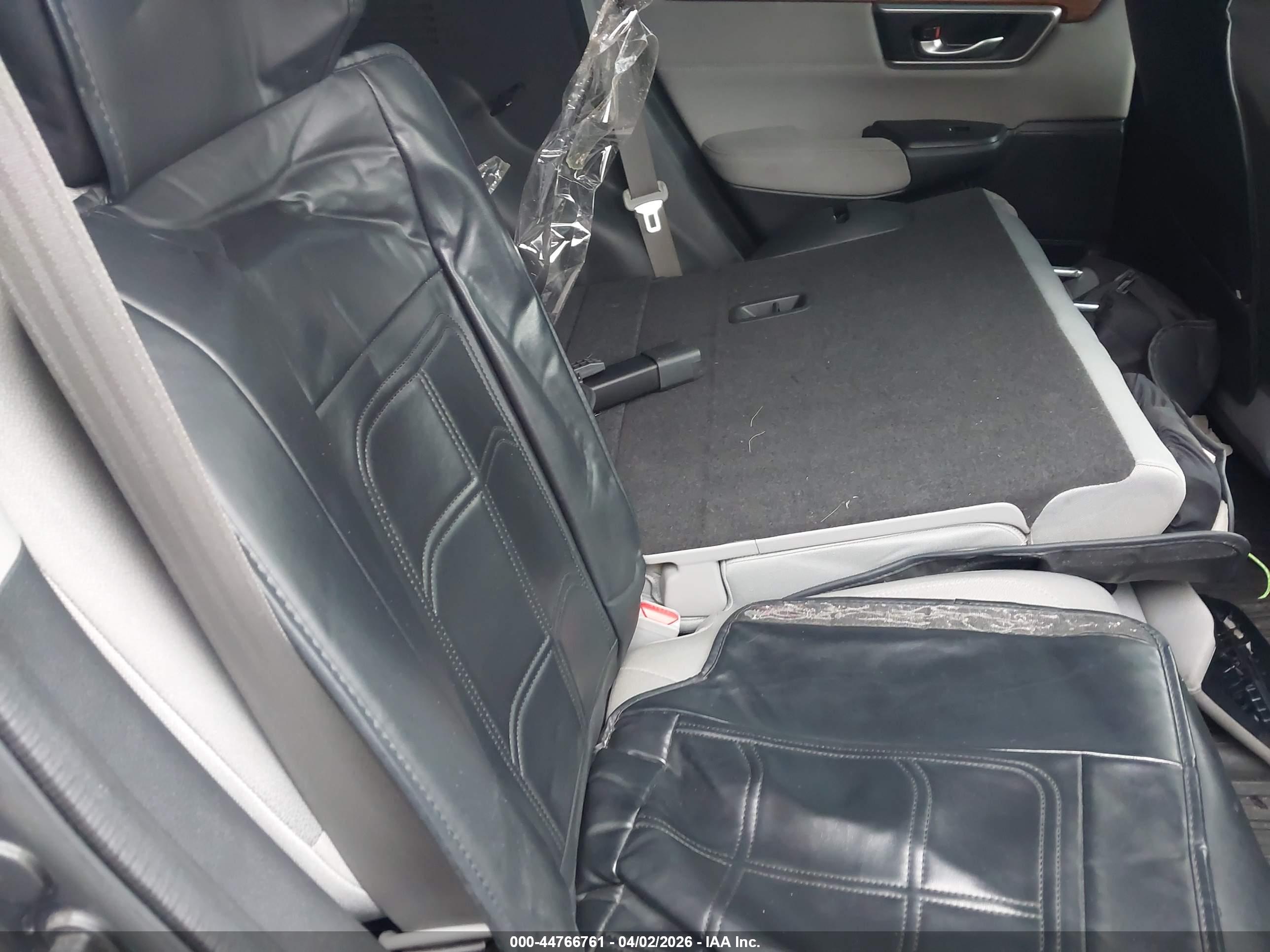 HONDA CR-V image 8