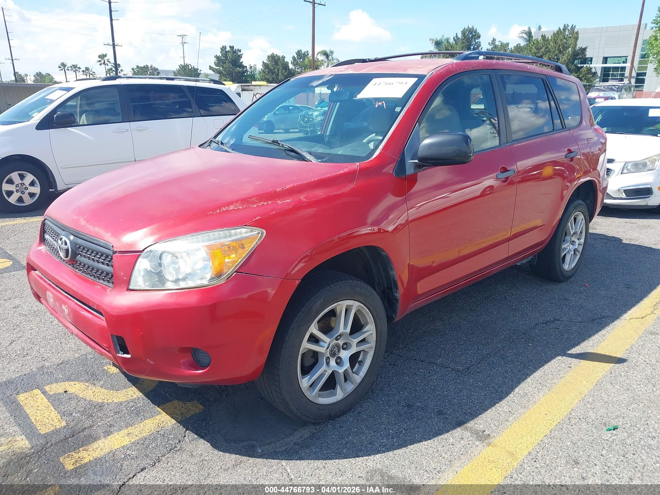 TOYOTA RAV4 image 2