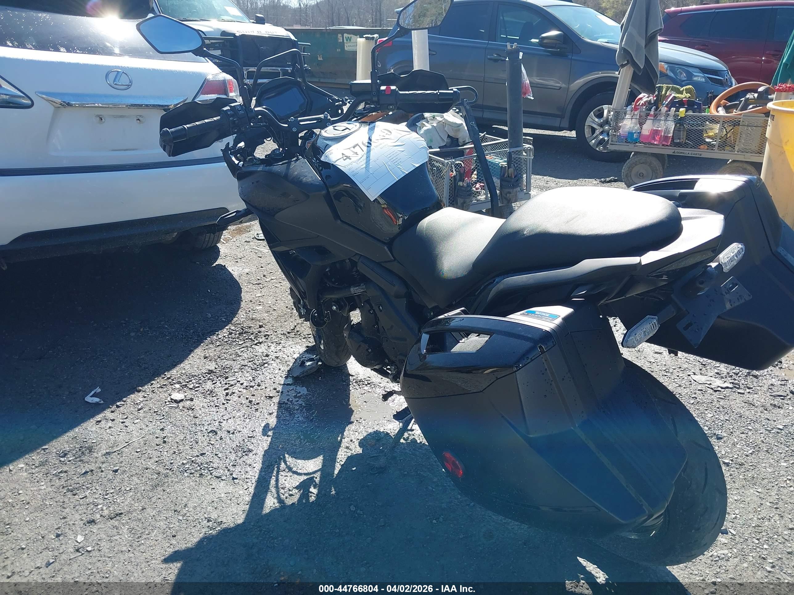 KAWASAKI KLE650 image 3