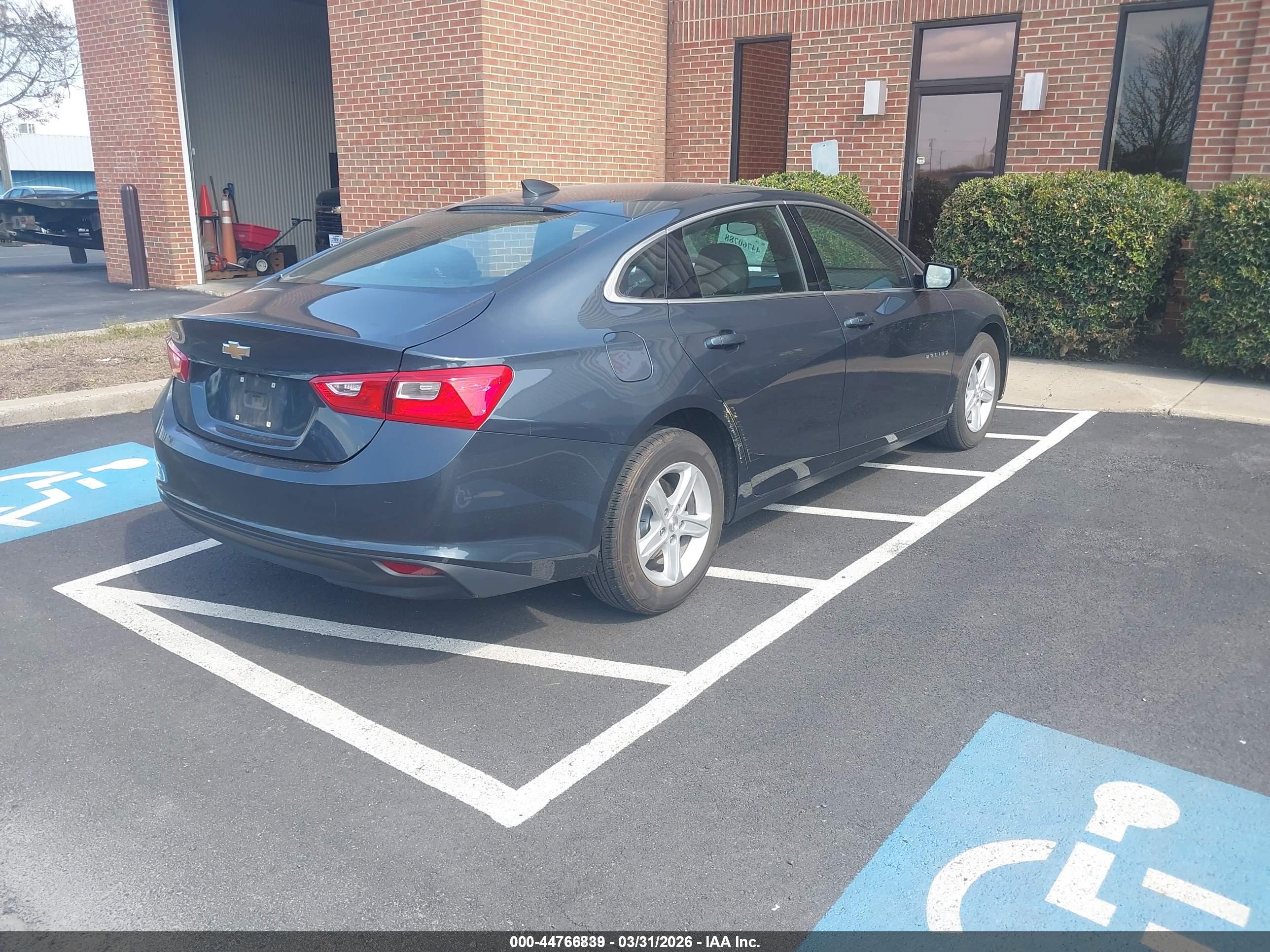CHEVROLET MALIBU image 4