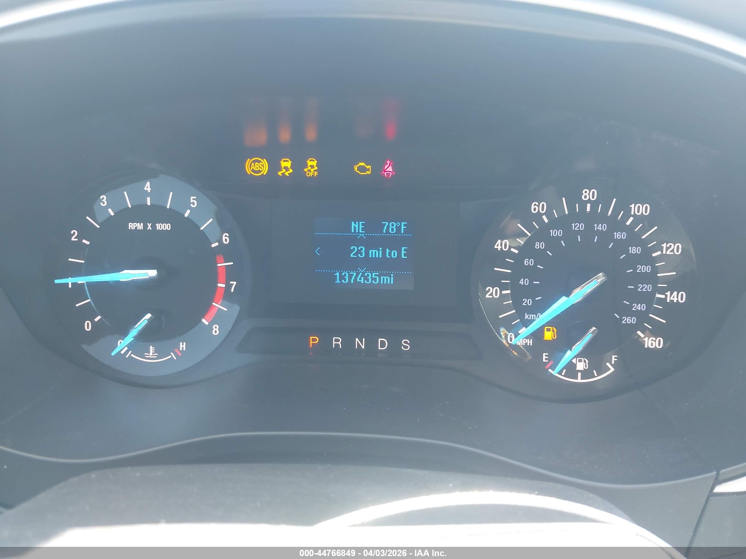 FORD FUSION image 7