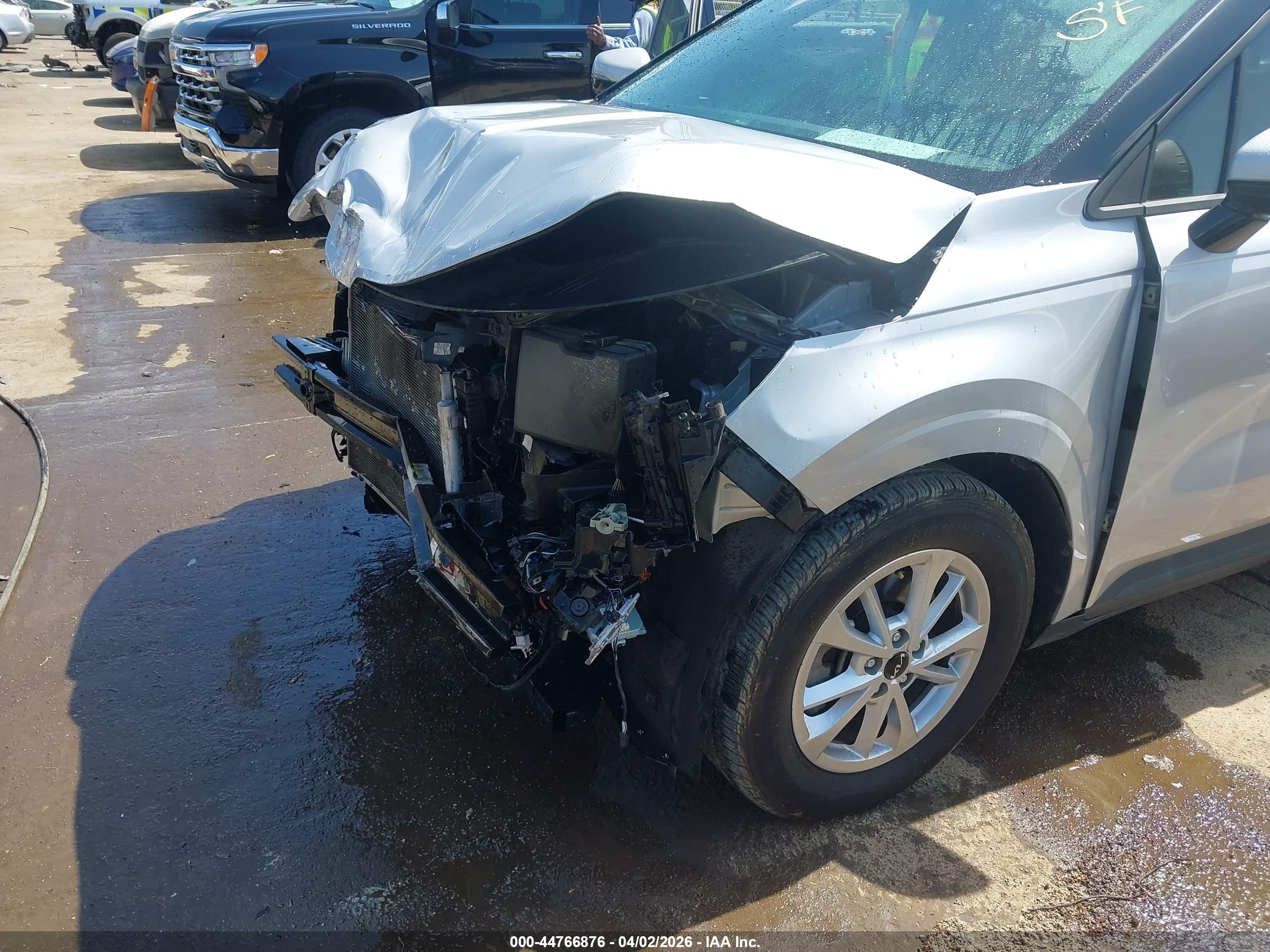 KIA CARNIVAL image 6