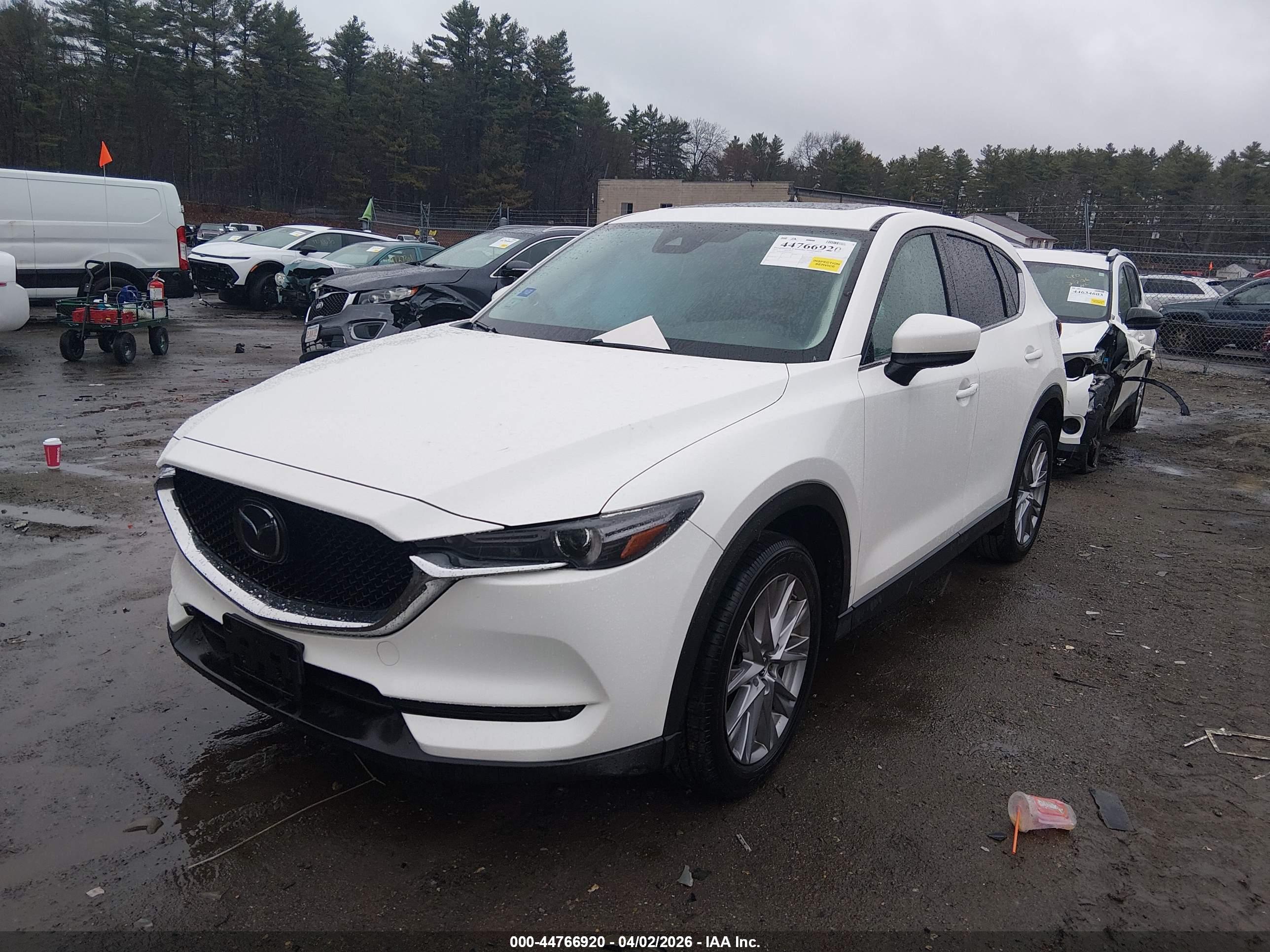 MAZDA CX-5 image 2