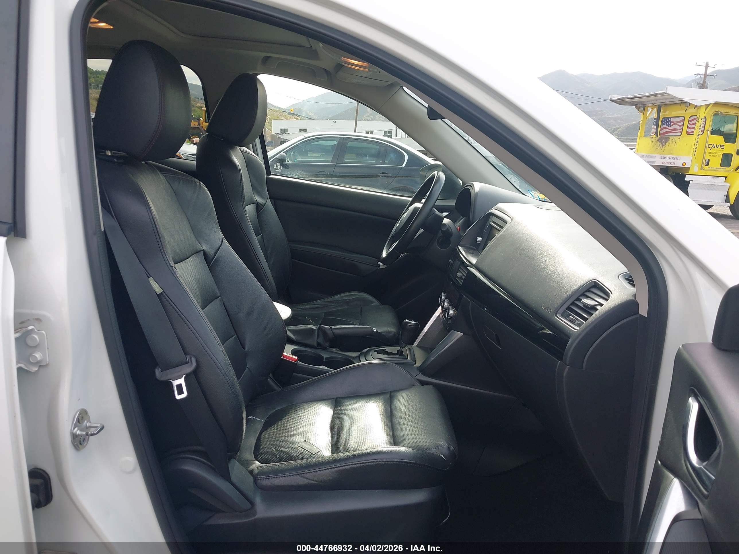 MAZDA CX-5 image 5