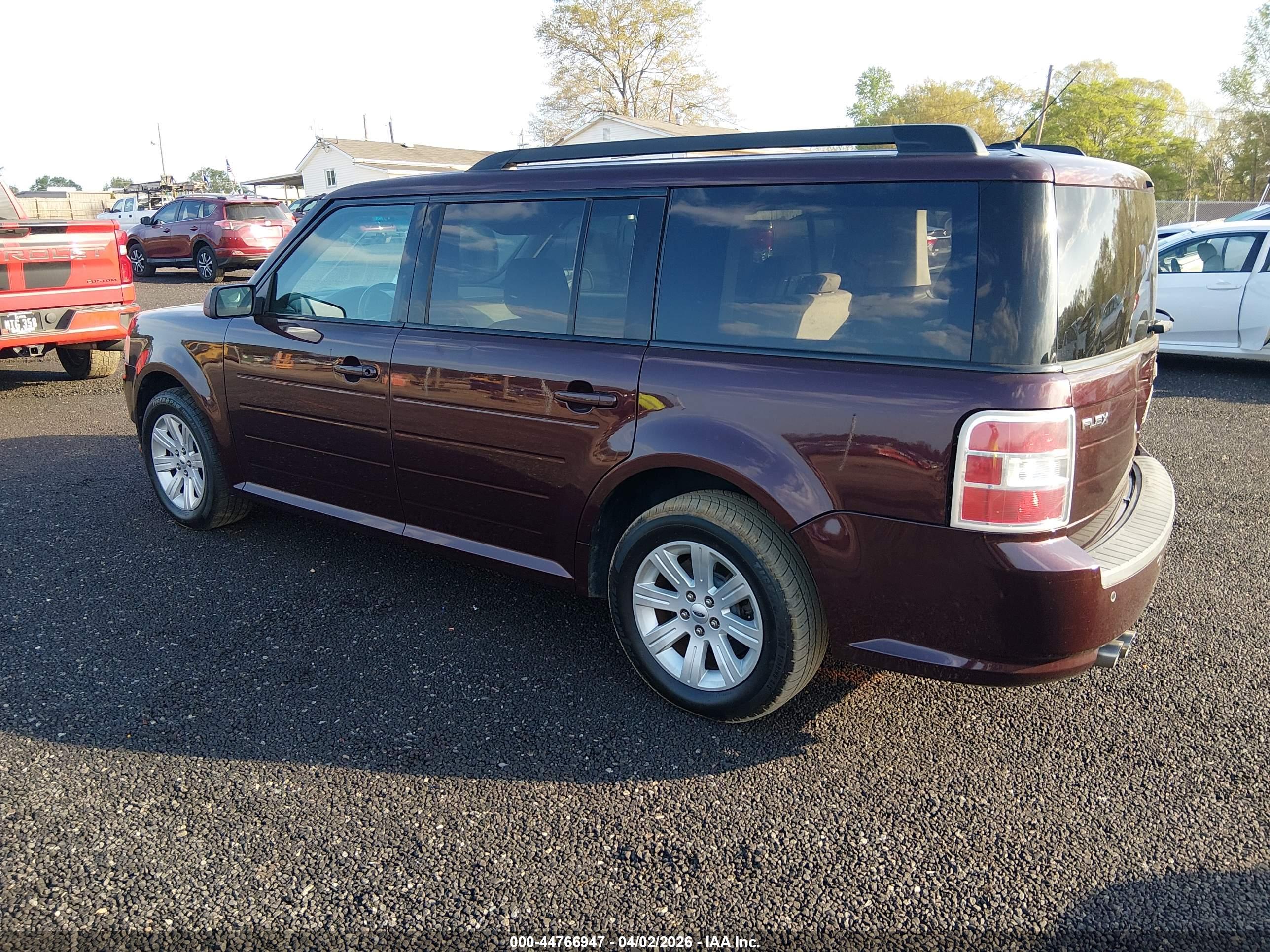 FORD FLEX image 3