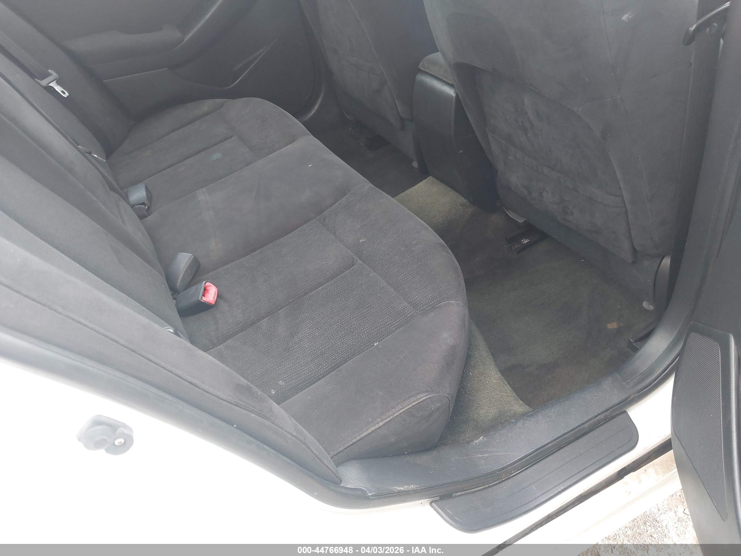 NISSAN ALTIMA image 8