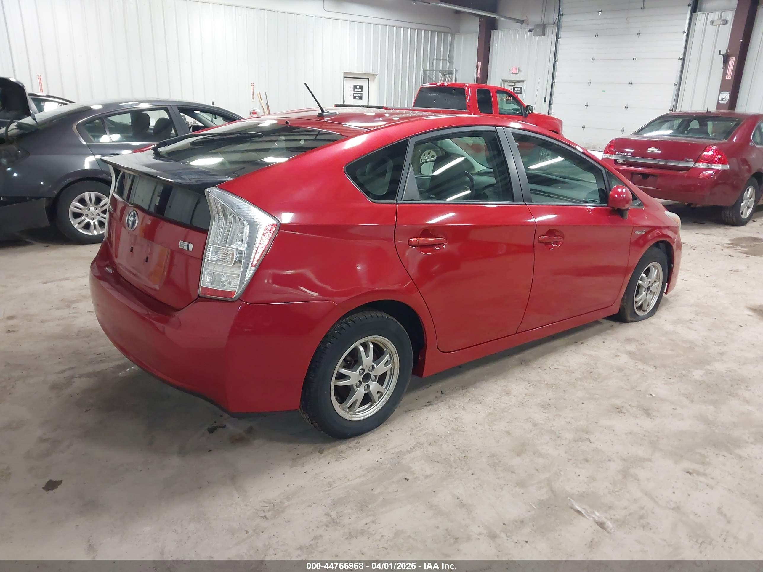 TOYOTA PRIUS image 4