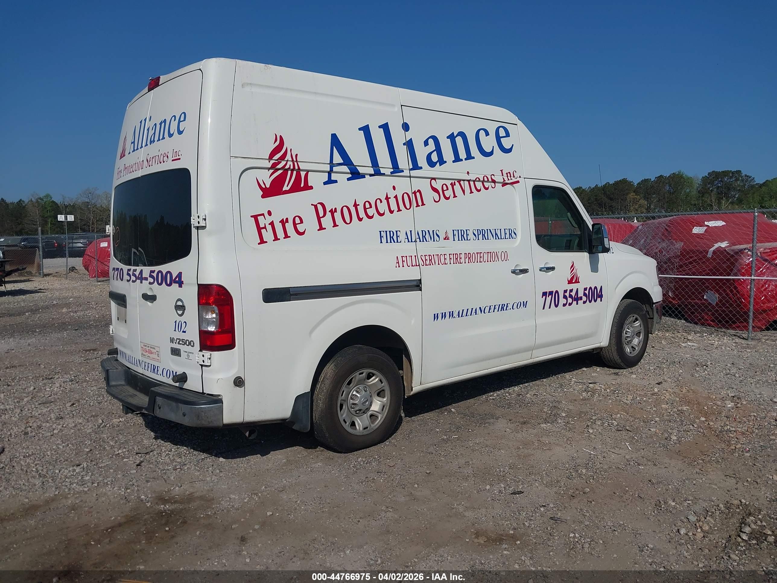 NISSAN NV image 4