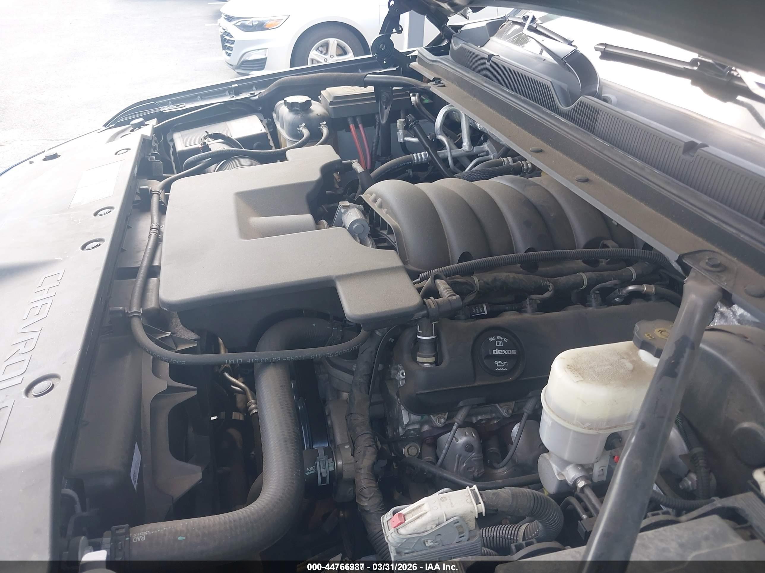 CHEVROLET SUBURBAN image 10