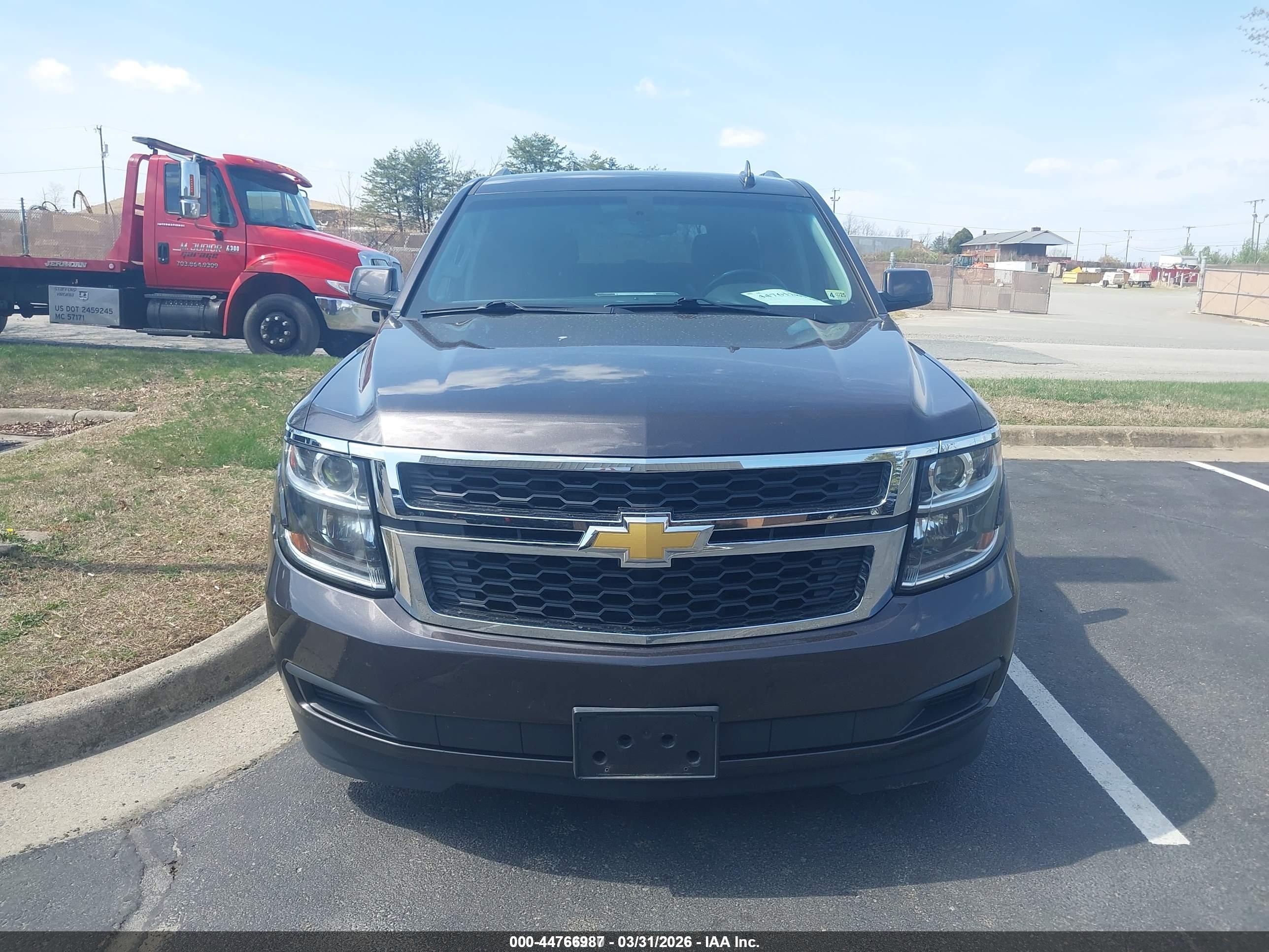 CHEVROLET SUBURBAN image 6