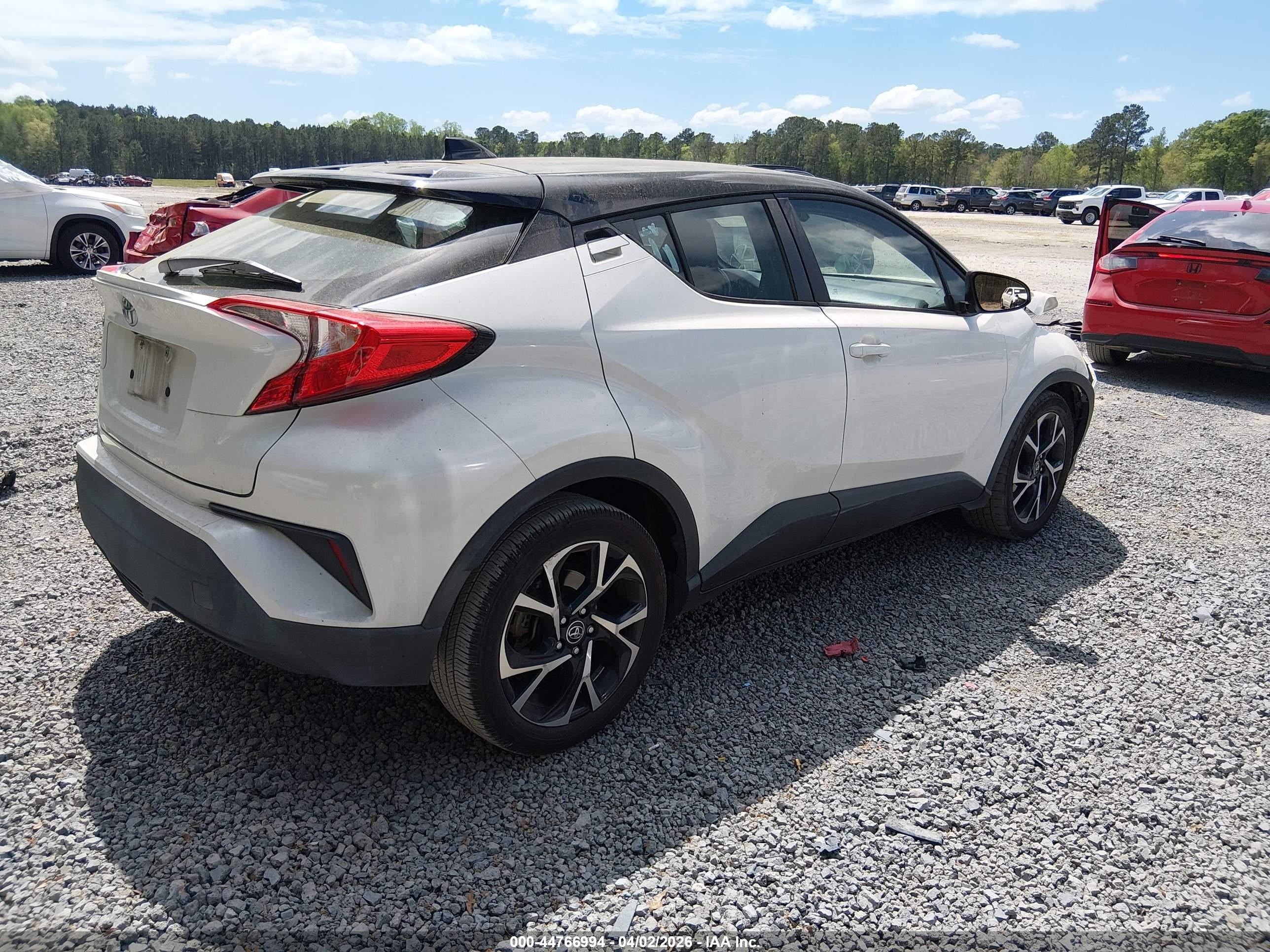 TOYOTA C-HR image 4