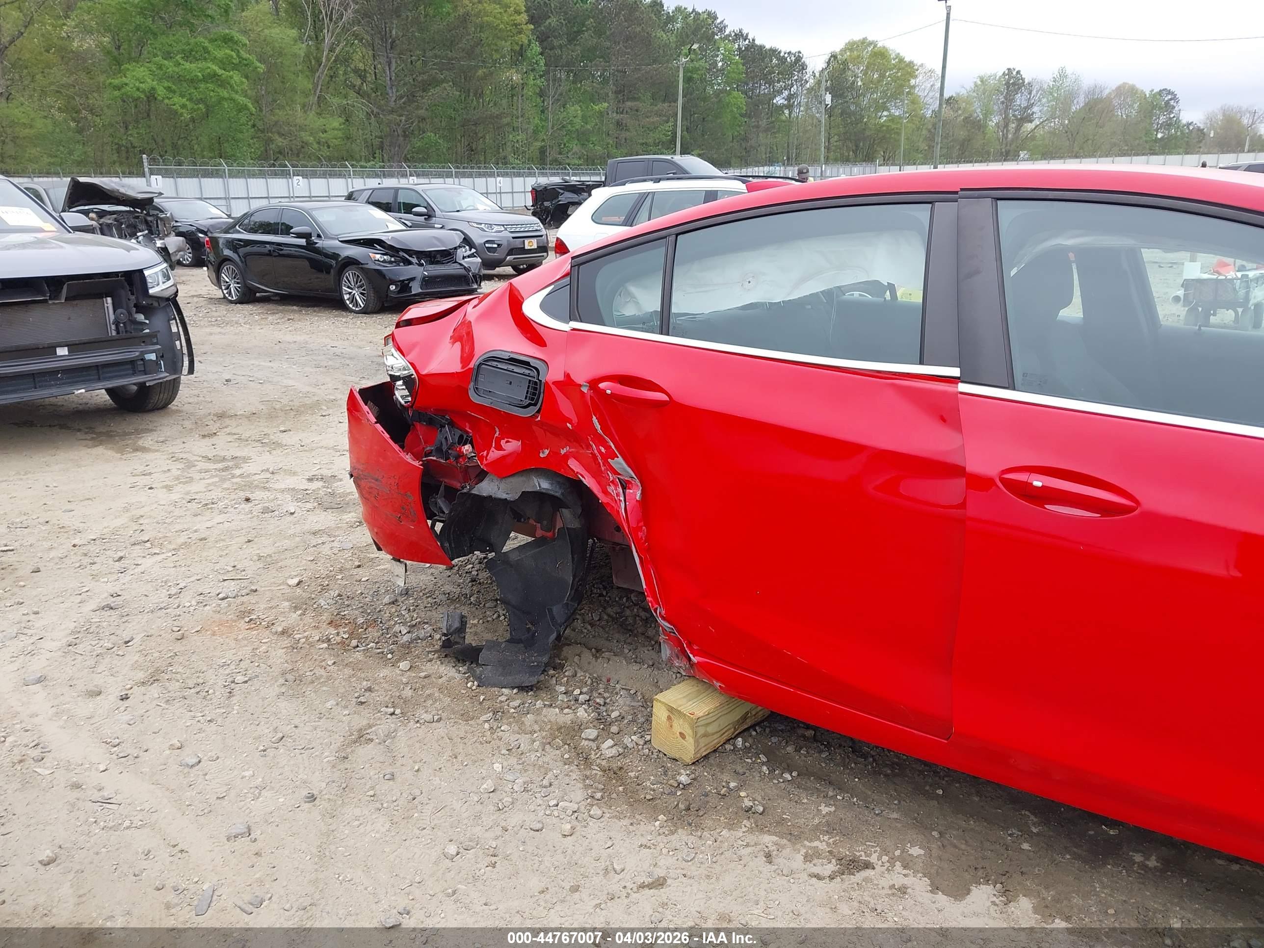 CHEVROLET CRUZE image 6