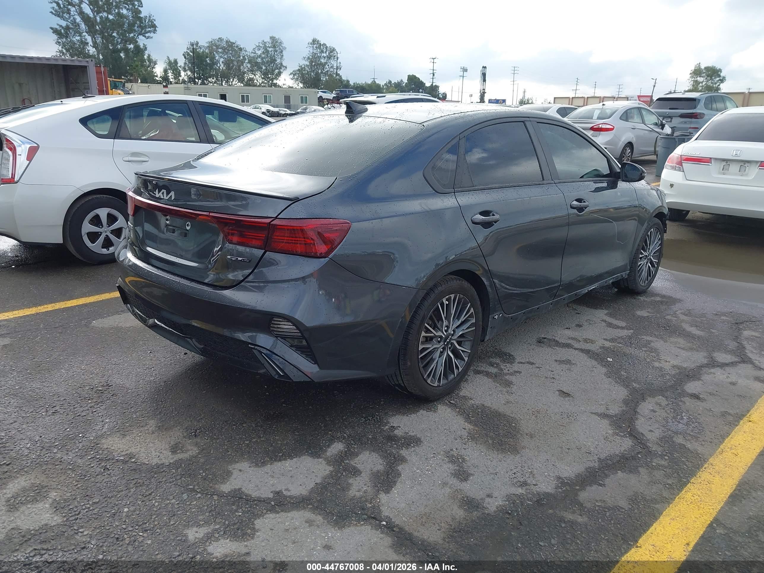 KIA FORTE image 4