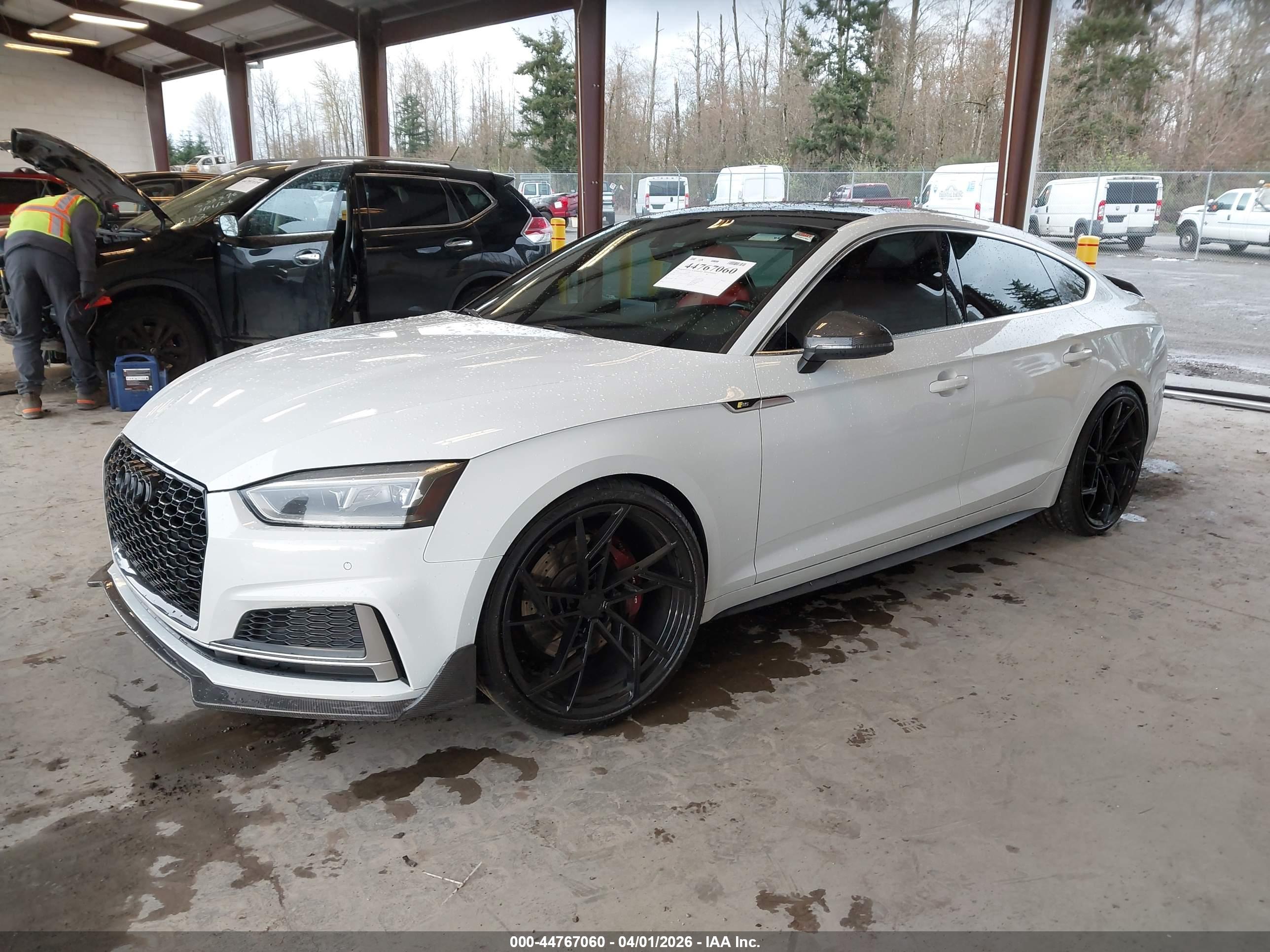 AUDI S5 image 2