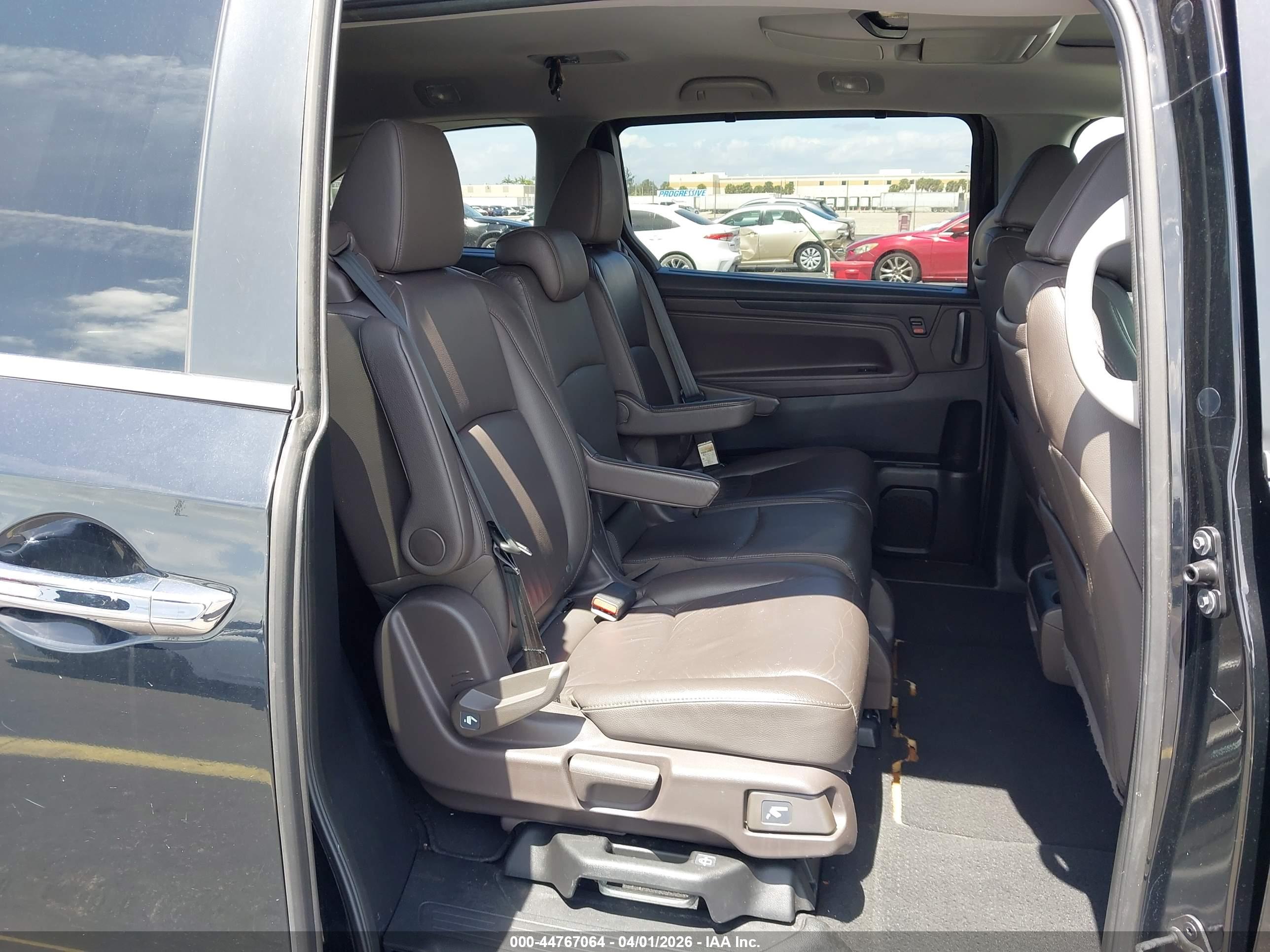 HONDA ODYSSEY image 8